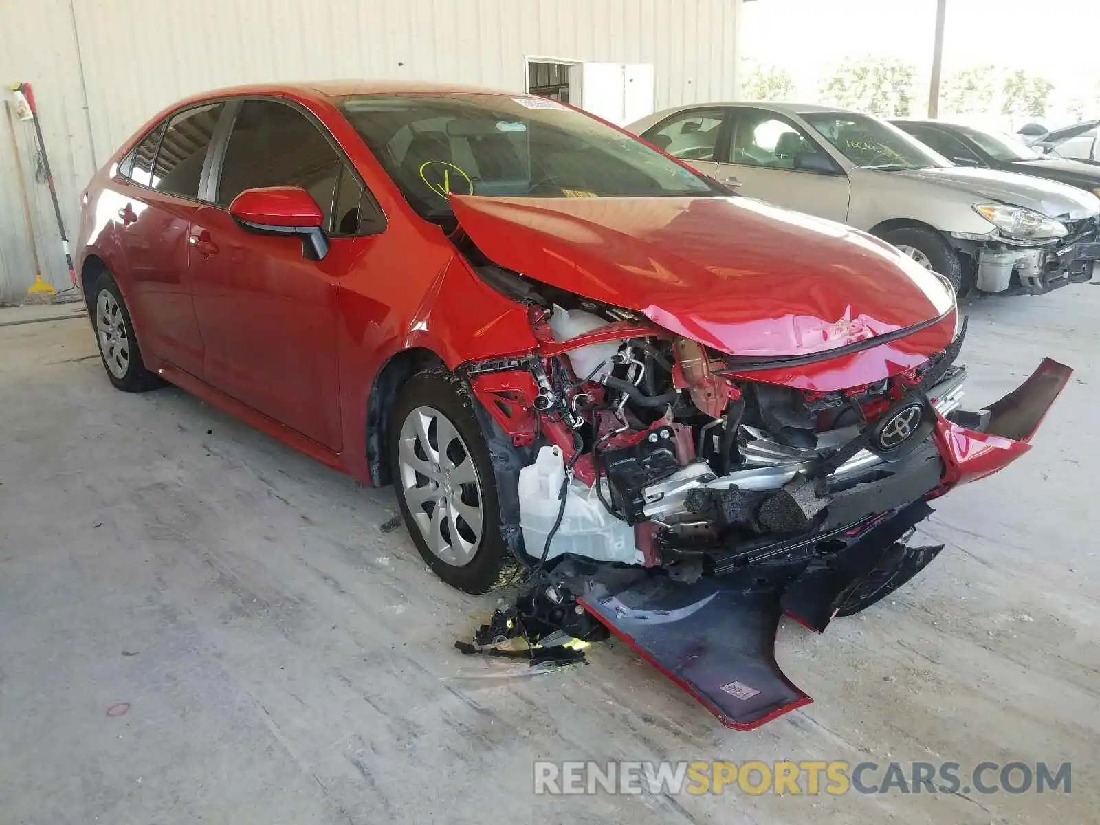 1 Photograph of a damaged car 5YFEPRAE9LP053497 TOYOTA COROLLA 2020