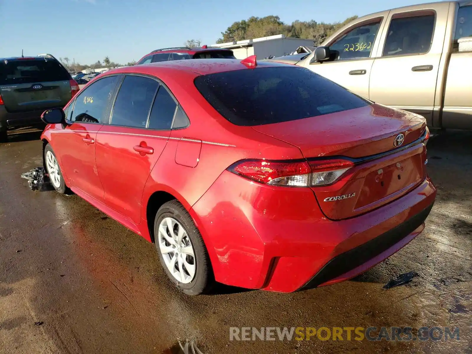 3 Photograph of a damaged car 5YFEPRAE9LP054472 TOYOTA COROLLA 2020