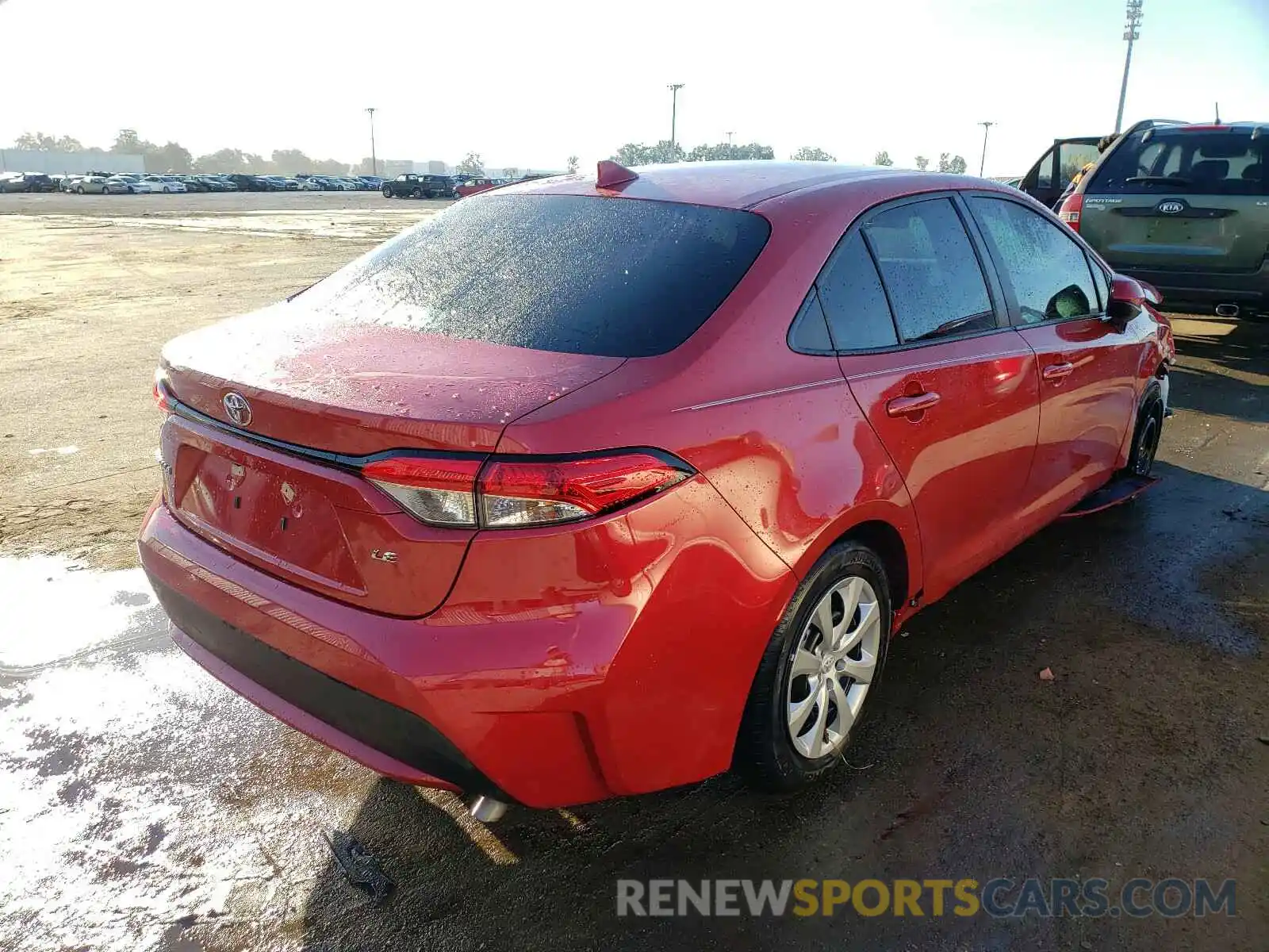 4 Photograph of a damaged car 5YFEPRAE9LP054472 TOYOTA COROLLA 2020