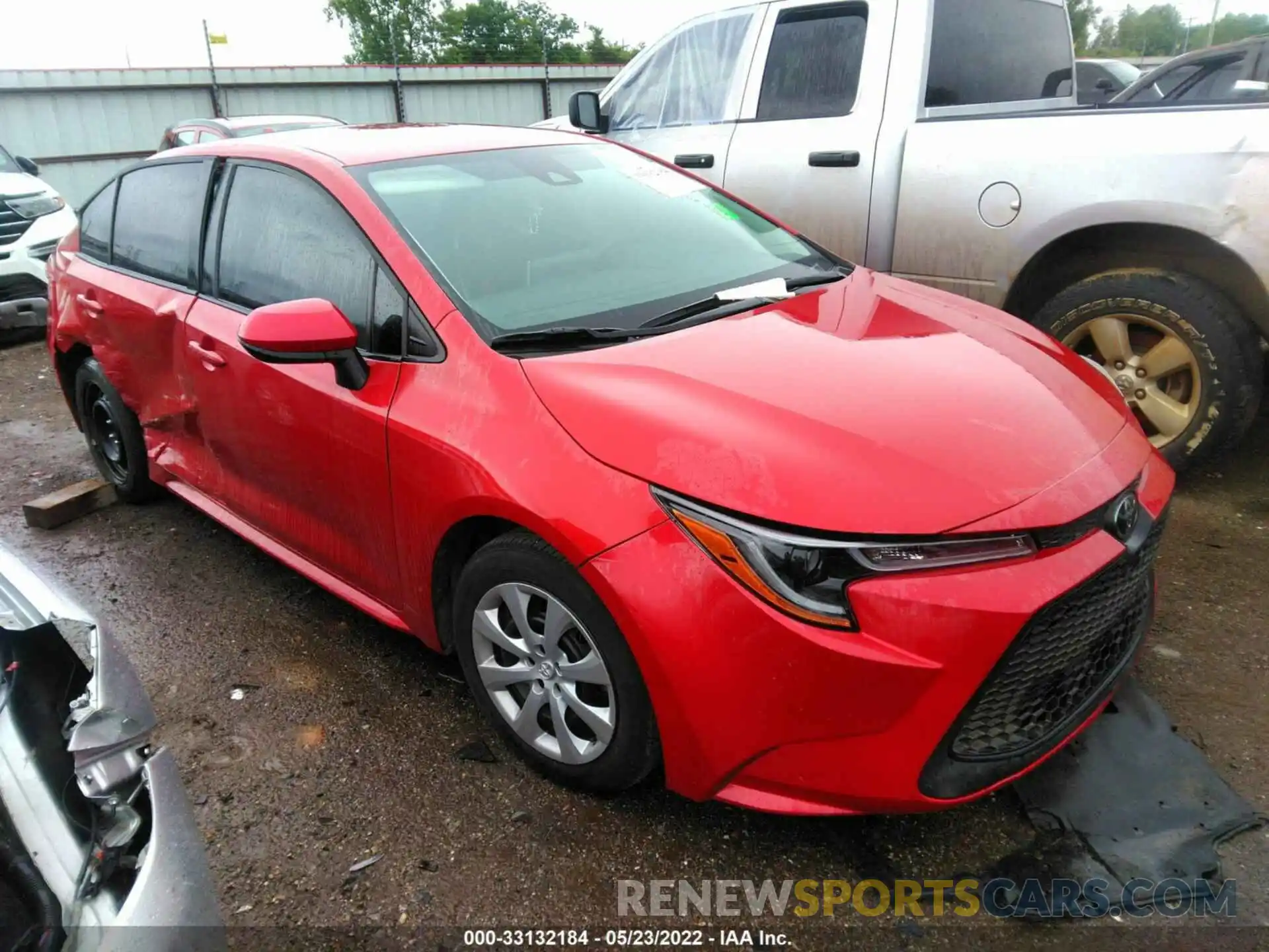 1 Photograph of a damaged car 5YFEPRAE9LP055198 TOYOTA COROLLA 2020