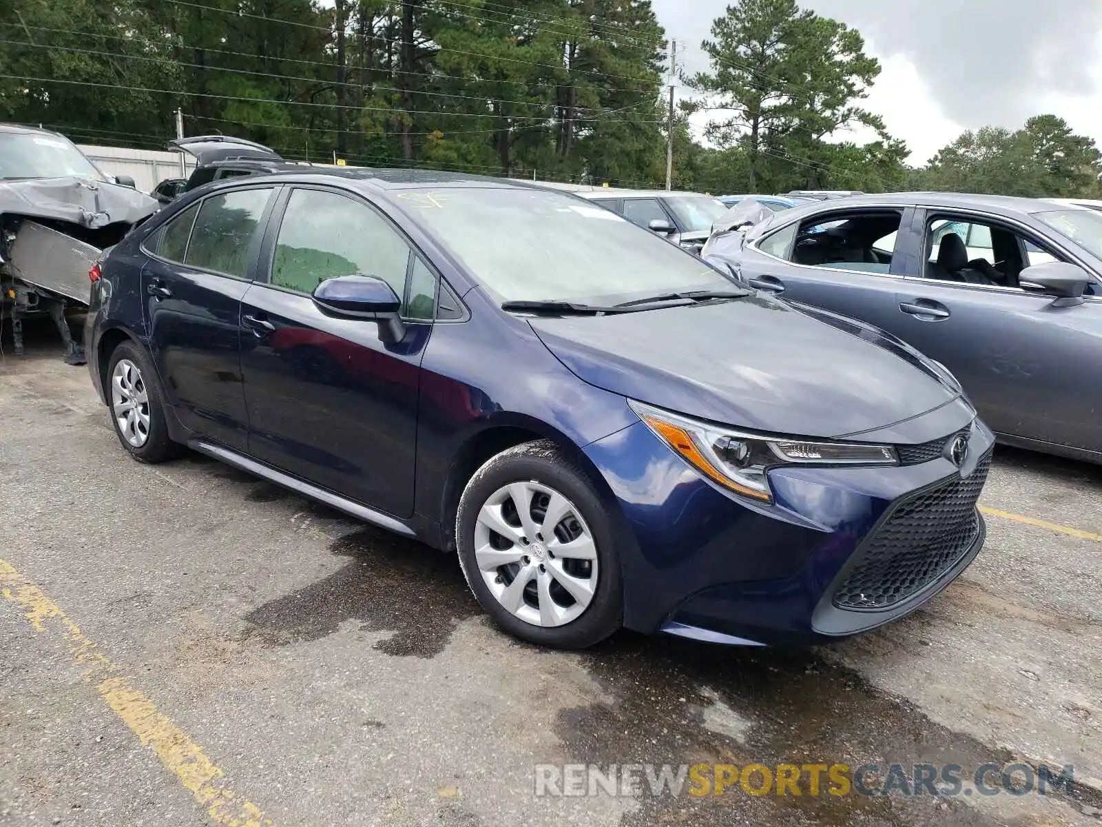 1 Photograph of a damaged car 5YFEPRAE9LP056058 TOYOTA COROLLA 2020