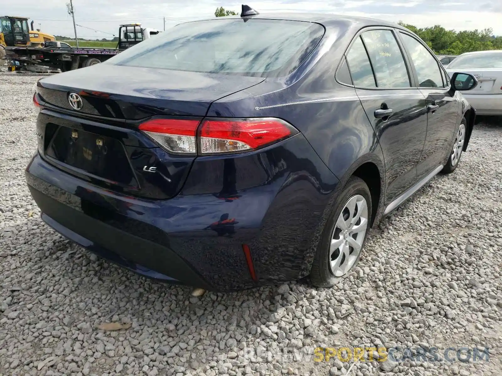 4 Photograph of a damaged car 5YFEPRAE9LP056075 TOYOTA COROLLA 2020