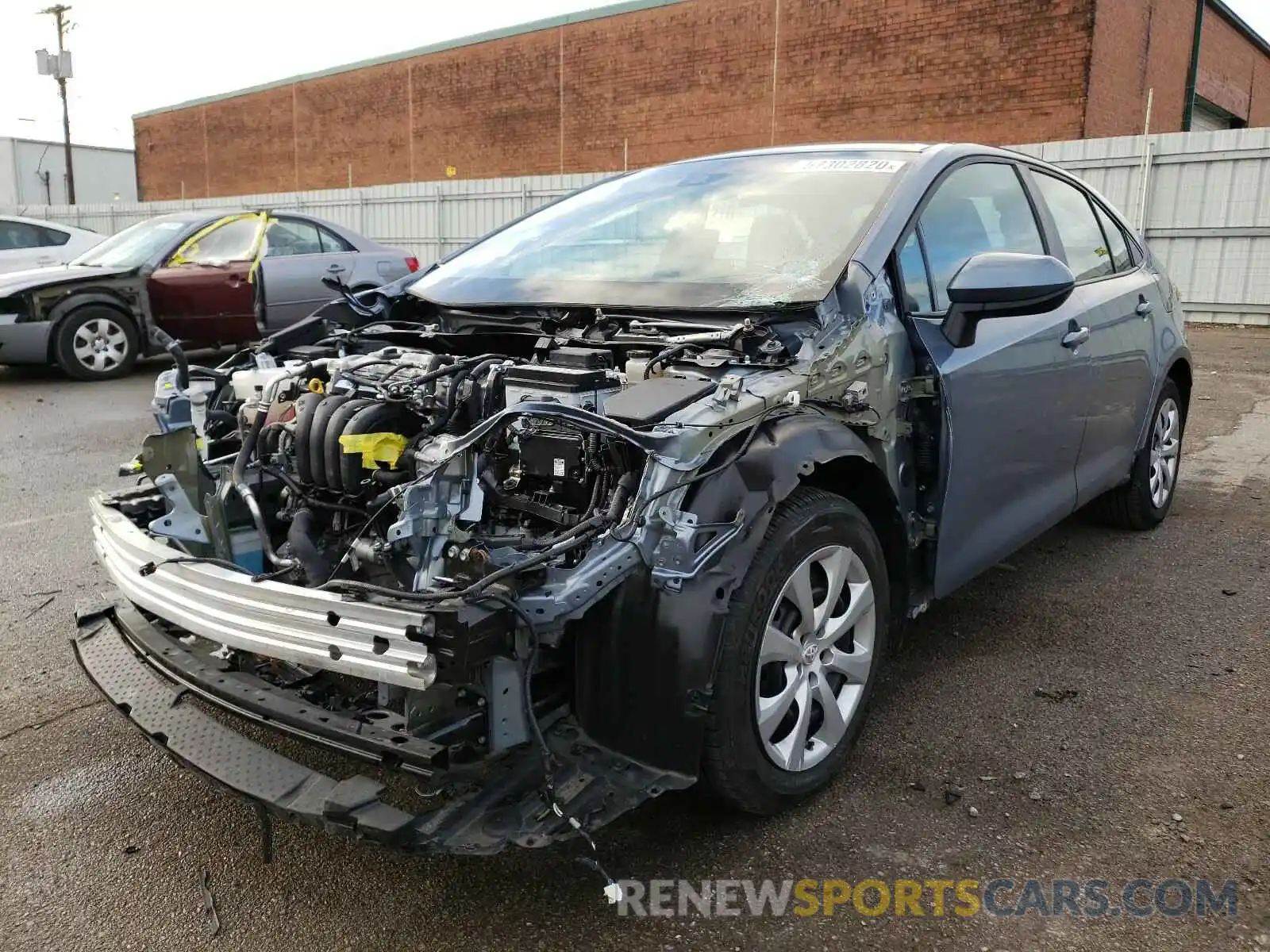 2 Photograph of a damaged car 5YFEPRAE9LP056612 TOYOTA COROLLA 2020