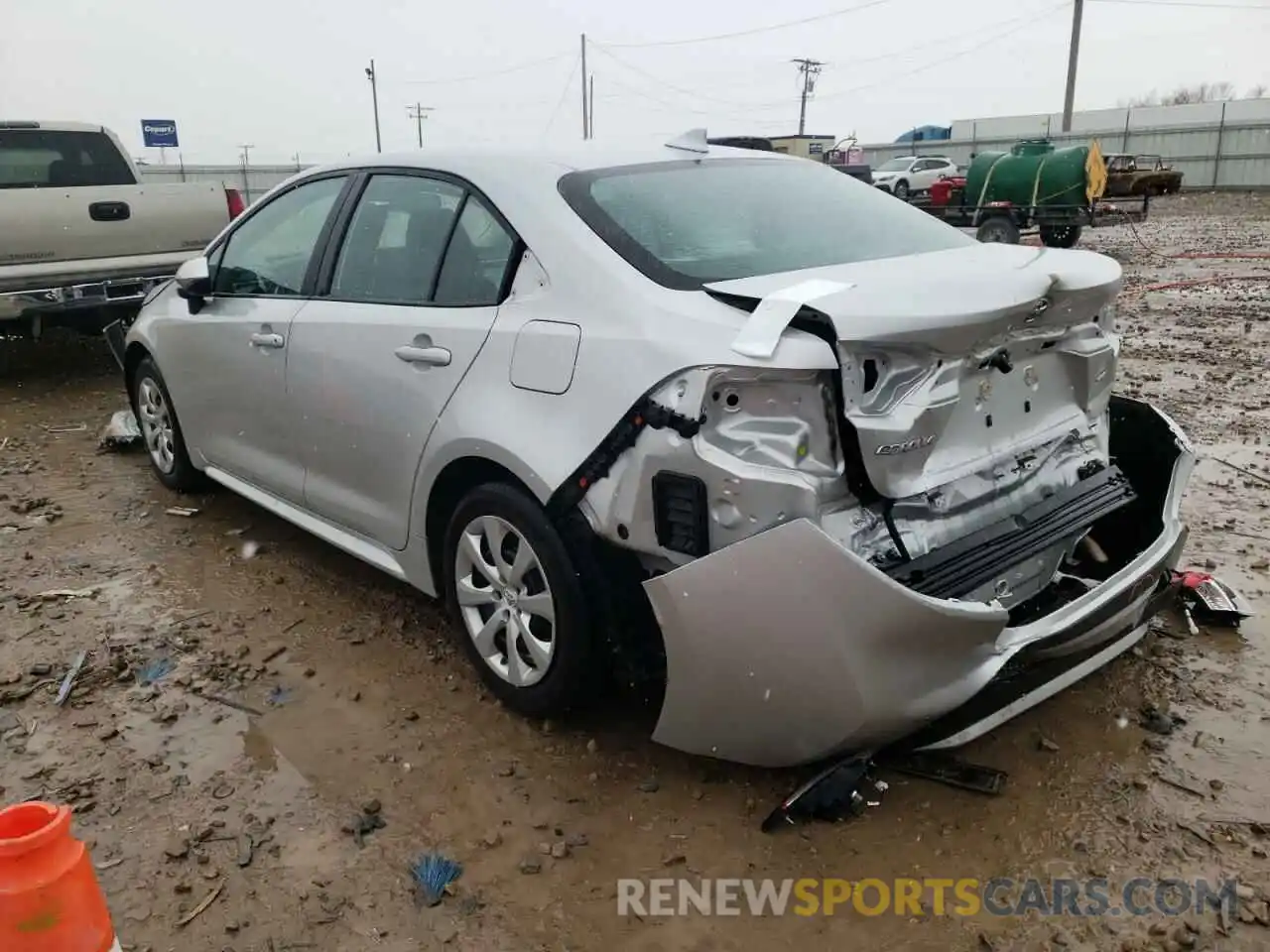 3 Photograph of a damaged car 5YFEPRAE9LP056710 TOYOTA COROLLA 2020