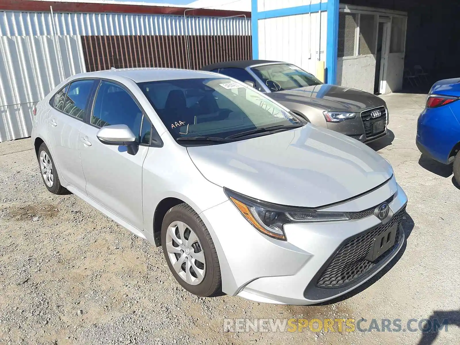 1 Photograph of a damaged car 5YFEPRAE9LP058182 TOYOTA COROLLA 2020