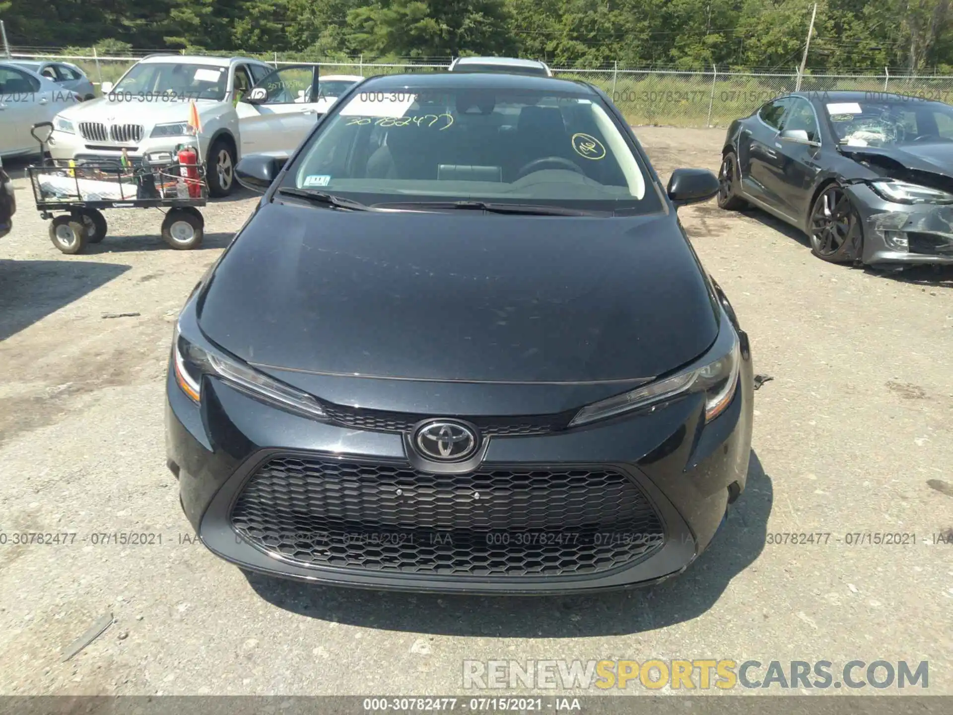 6 Photograph of a damaged car 5YFEPRAE9LP058649 TOYOTA COROLLA 2020