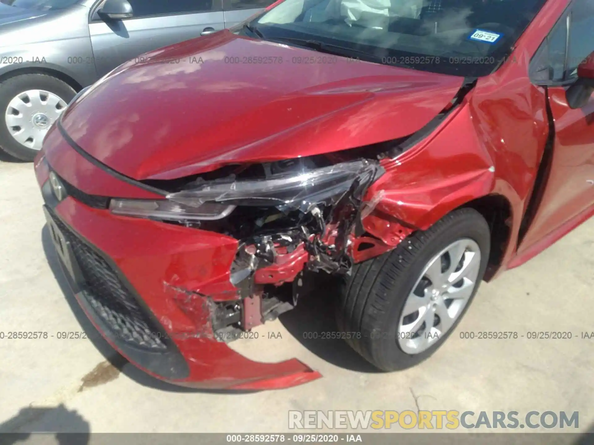 6 Photograph of a damaged car 5YFEPRAE9LP058716 TOYOTA COROLLA 2020