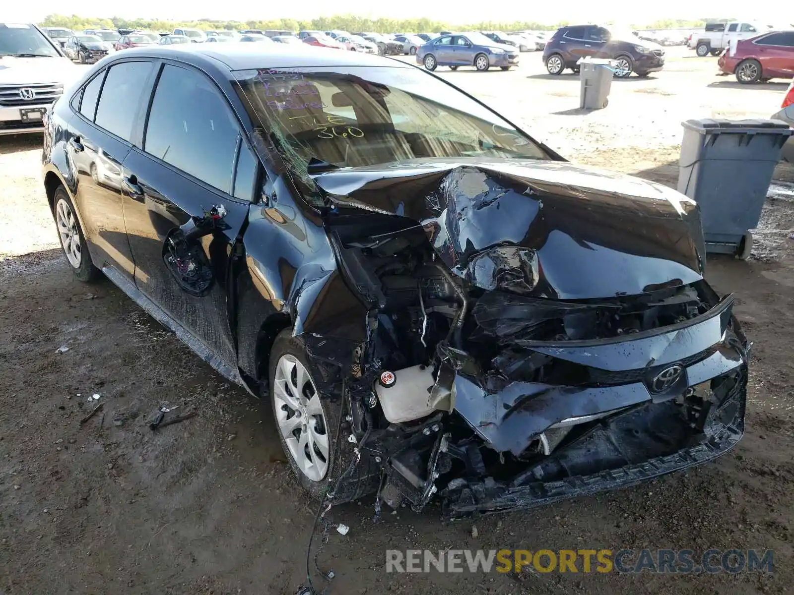 1 Photograph of a damaged car 5YFEPRAE9LP059008 TOYOTA COROLLA 2020