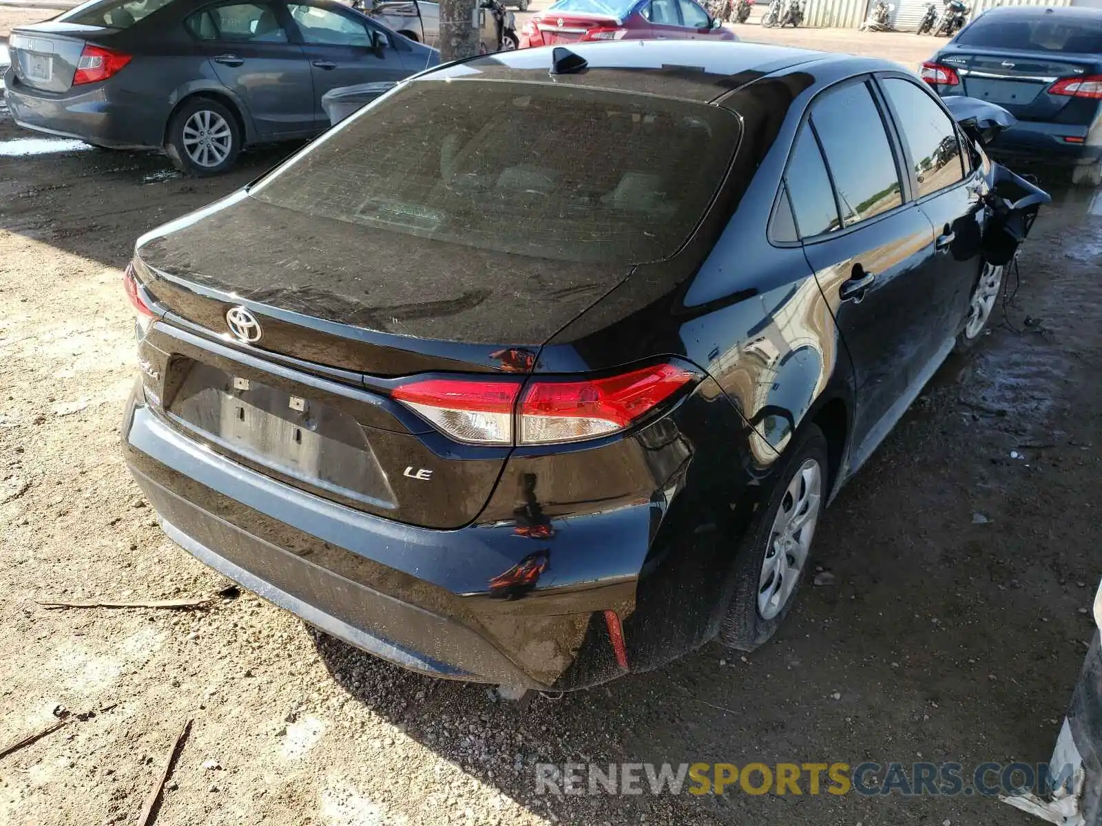 4 Photograph of a damaged car 5YFEPRAE9LP059008 TOYOTA COROLLA 2020