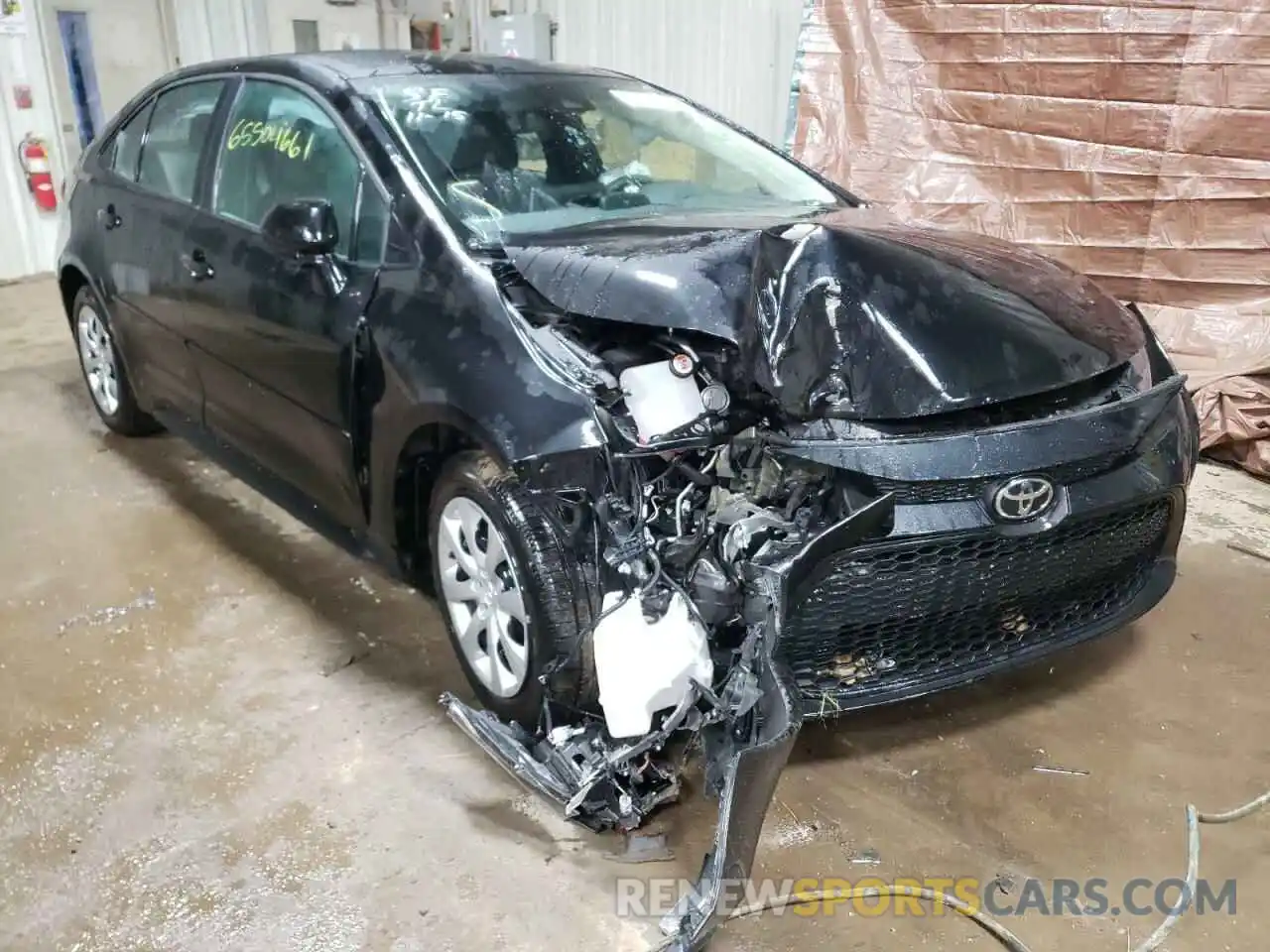 1 Photograph of a damaged car 5YFEPRAE9LP059333 TOYOTA COROLLA 2020