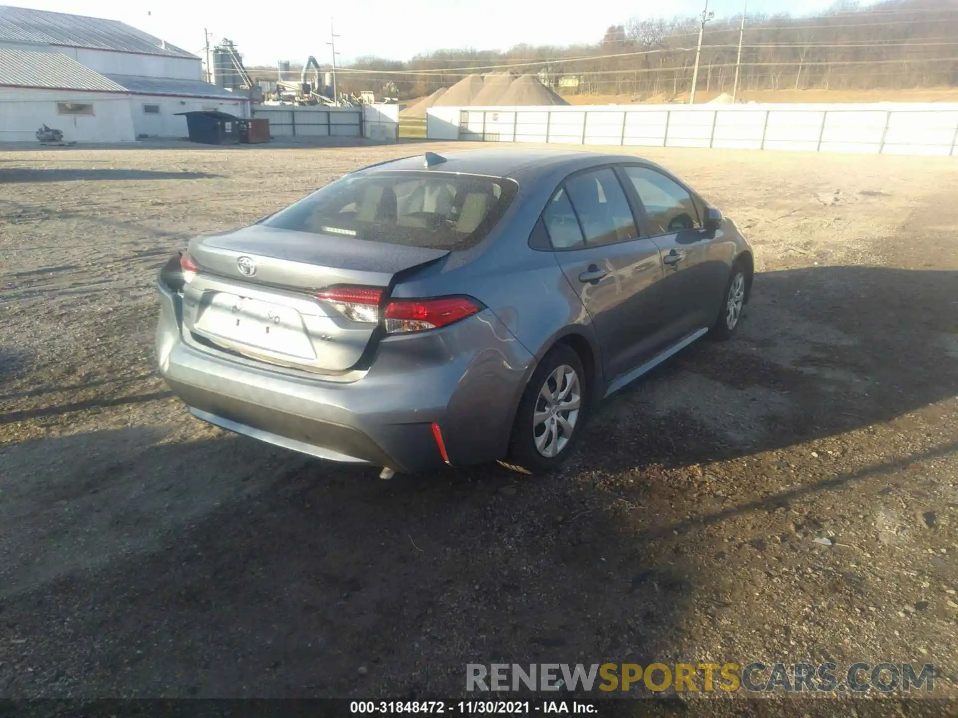 4 Photograph of a damaged car 5YFEPRAE9LP060675 TOYOTA COROLLA 2020