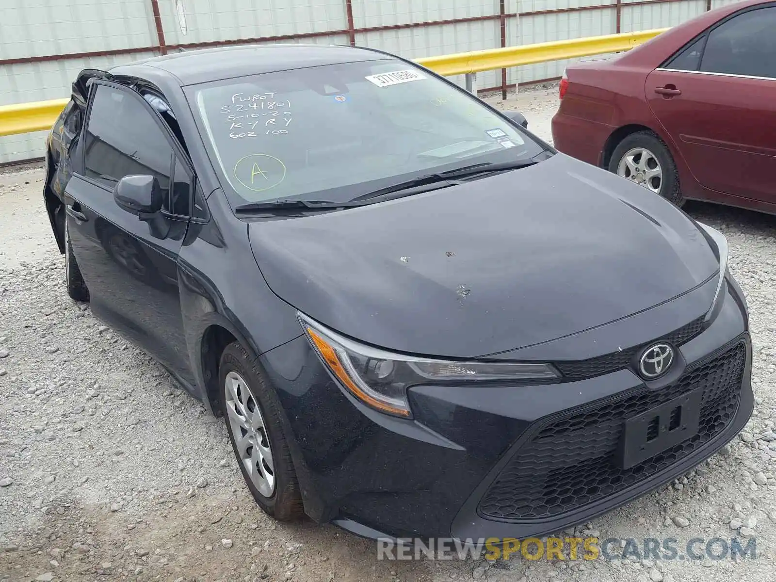 1 Photograph of a damaged car 5YFEPRAE9LP062037 TOYOTA COROLLA 2020