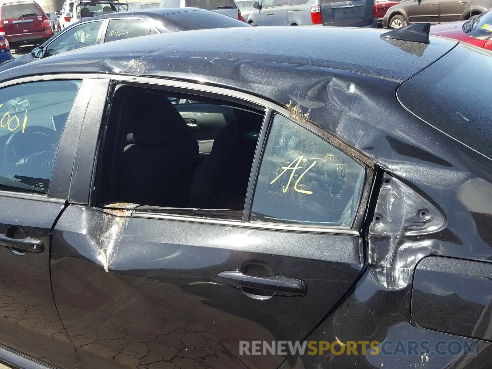 9 Photograph of a damaged car 5YFEPRAE9LP063432 TOYOTA COROLLA 2020