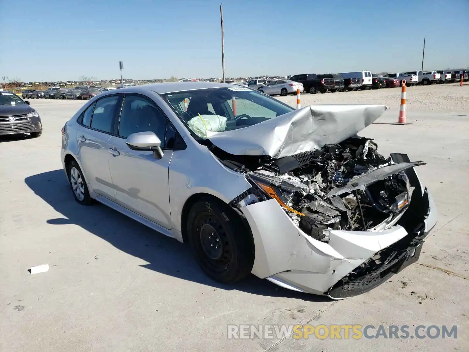 1 Photograph of a damaged car 5YFEPRAE9LP063902 TOYOTA COROLLA 2020