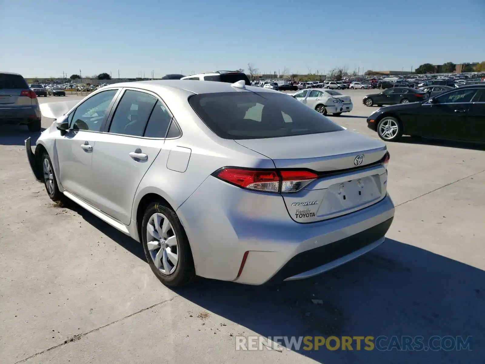 3 Photograph of a damaged car 5YFEPRAE9LP063902 TOYOTA COROLLA 2020