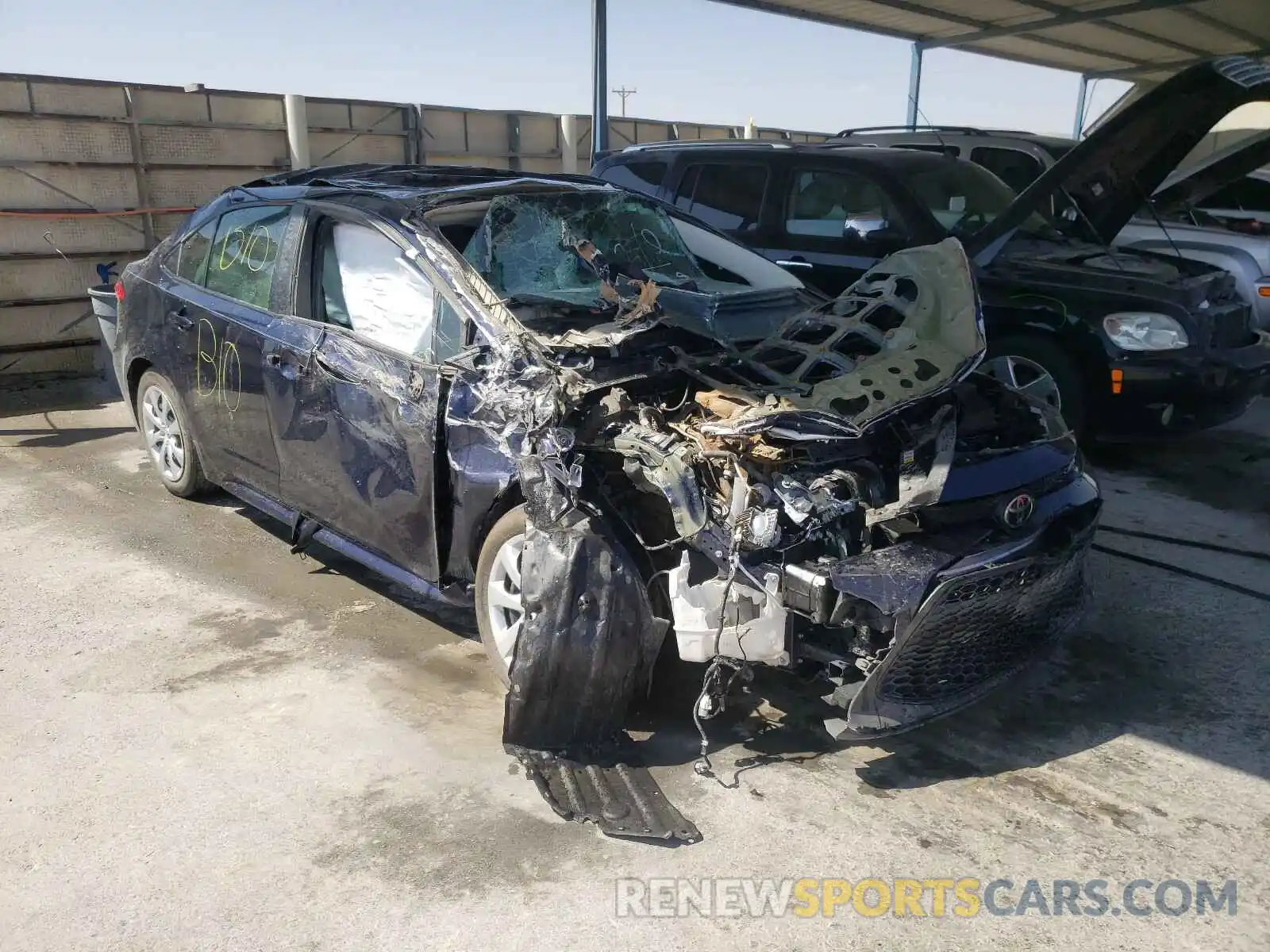 1 Photograph of a damaged car 5YFEPRAE9LP064726 TOYOTA COROLLA 2020