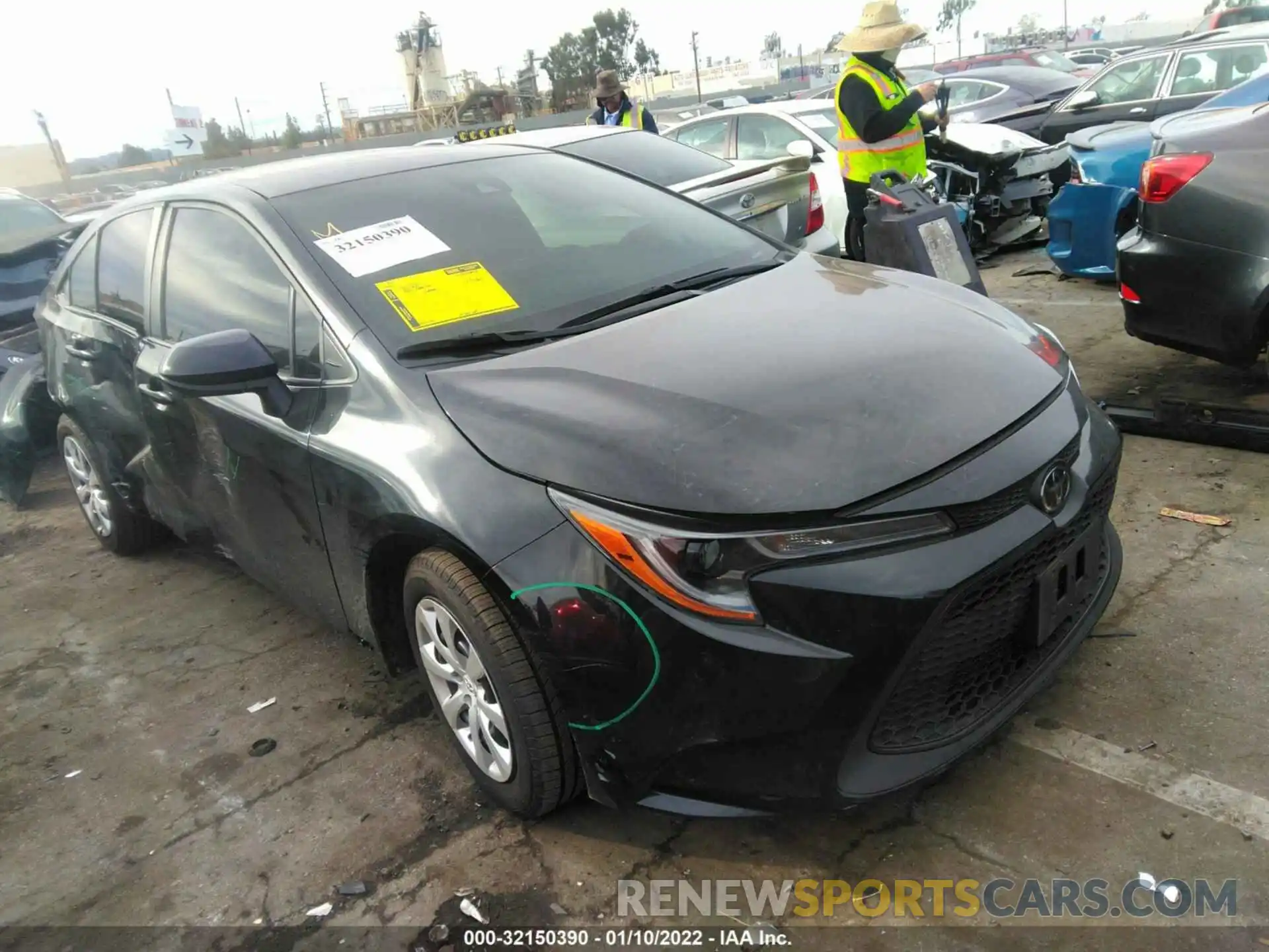 1 Photograph of a damaged car 5YFEPRAE9LP065147 TOYOTA COROLLA 2020