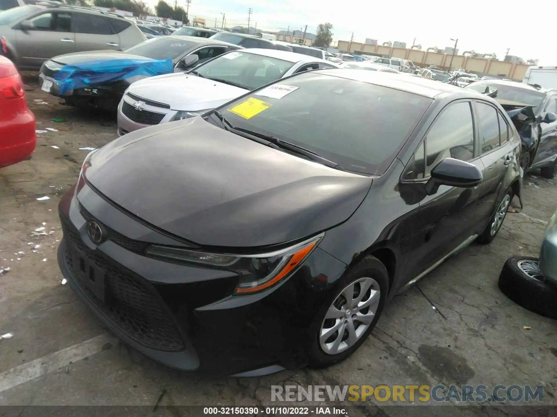 2 Photograph of a damaged car 5YFEPRAE9LP065147 TOYOTA COROLLA 2020