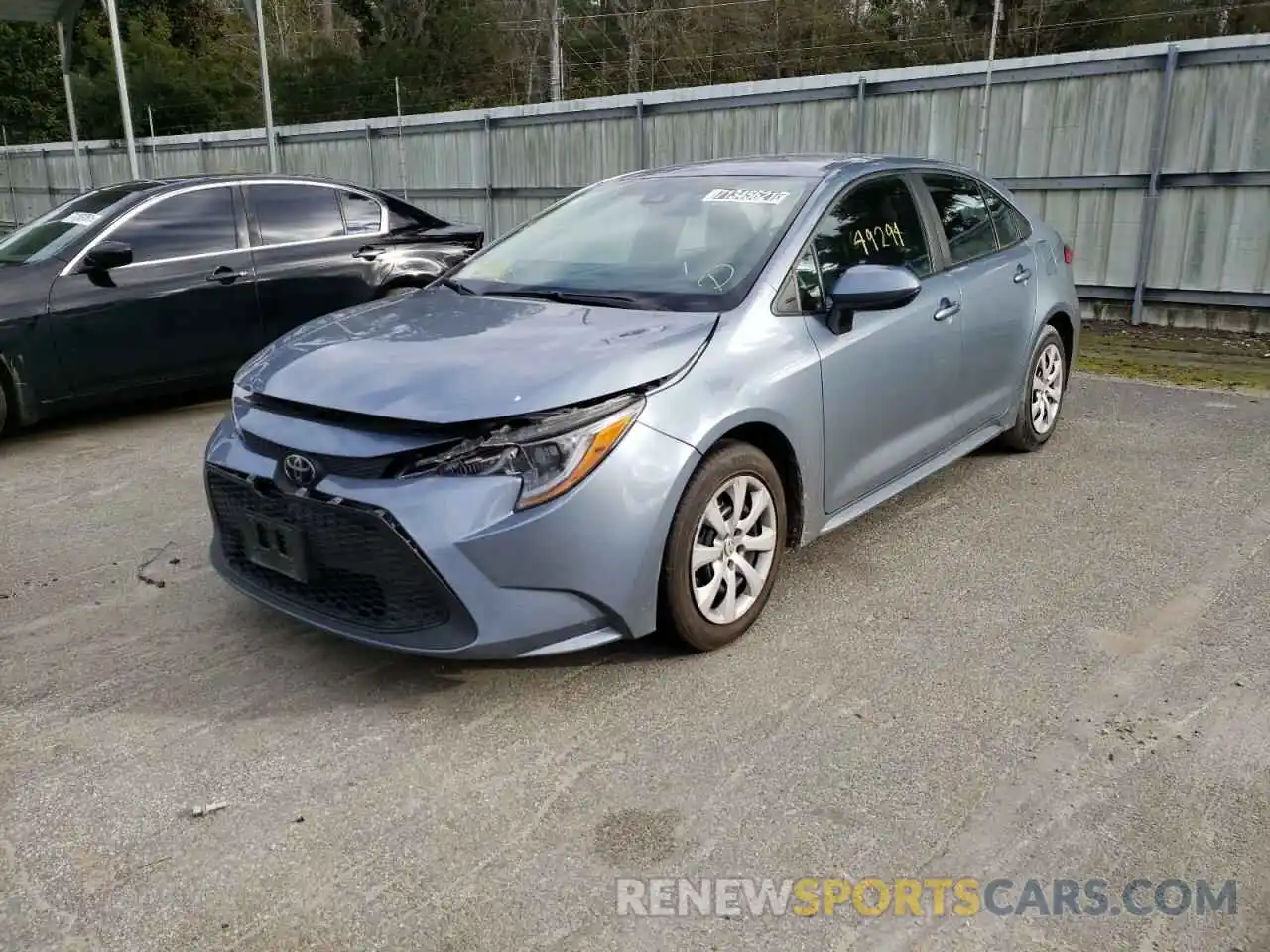 2 Photograph of a damaged car 5YFEPRAE9LP065858 TOYOTA COROLLA 2020