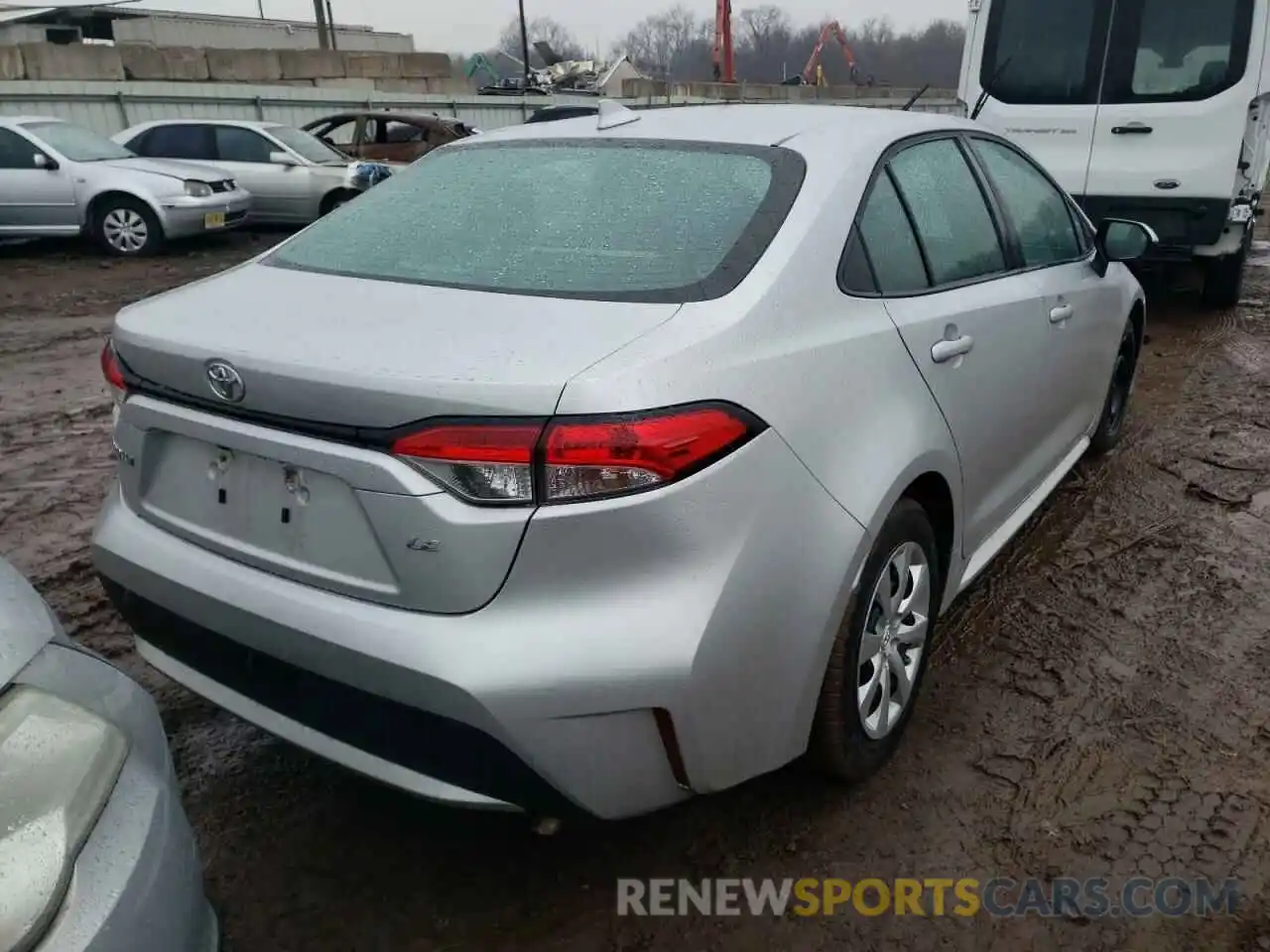 4 Photograph of a damaged car 5YFEPRAE9LP065990 TOYOTA COROLLA 2020