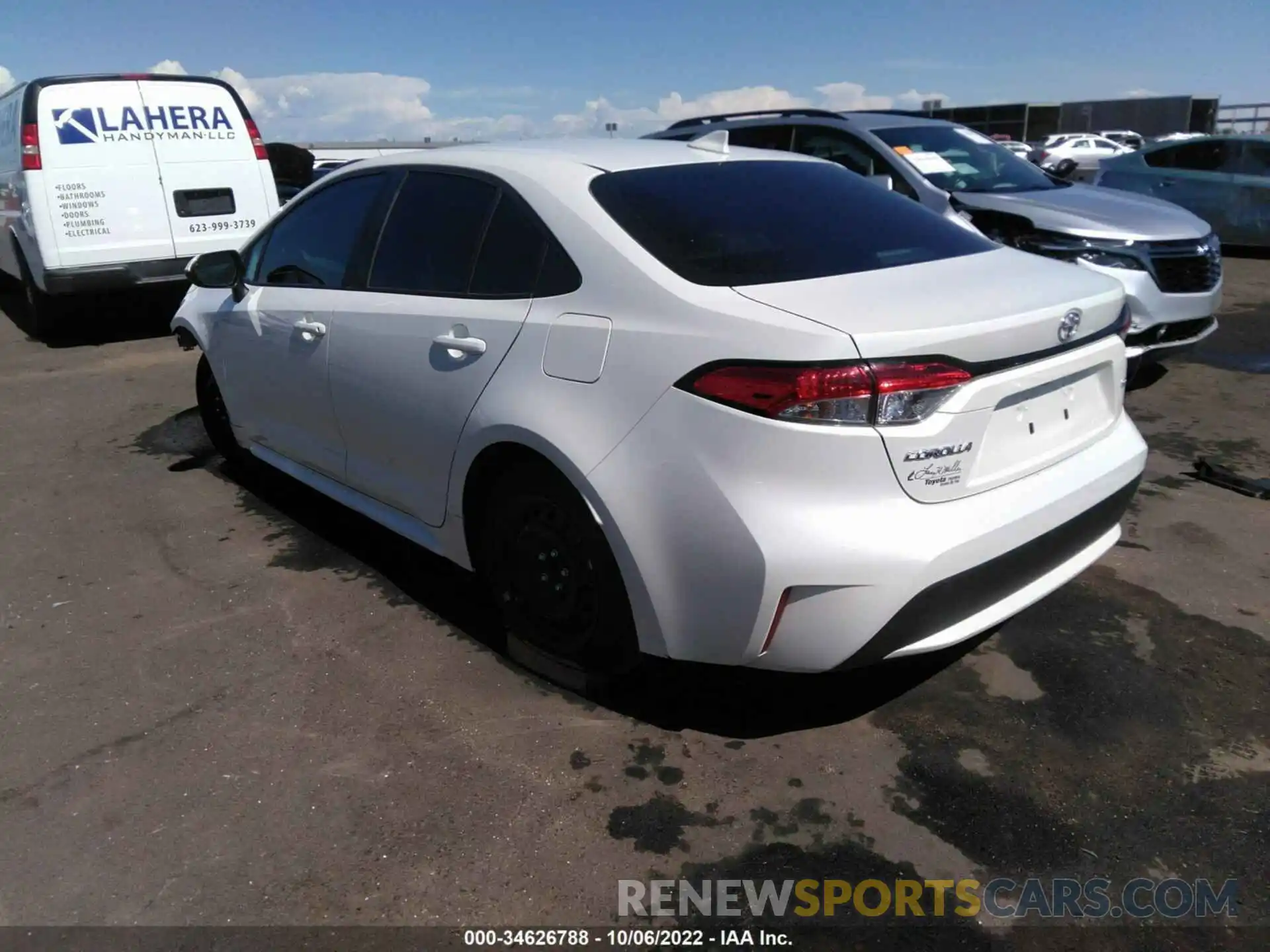 3 Photograph of a damaged car 5YFEPRAE9LP066461 TOYOTA COROLLA 2020