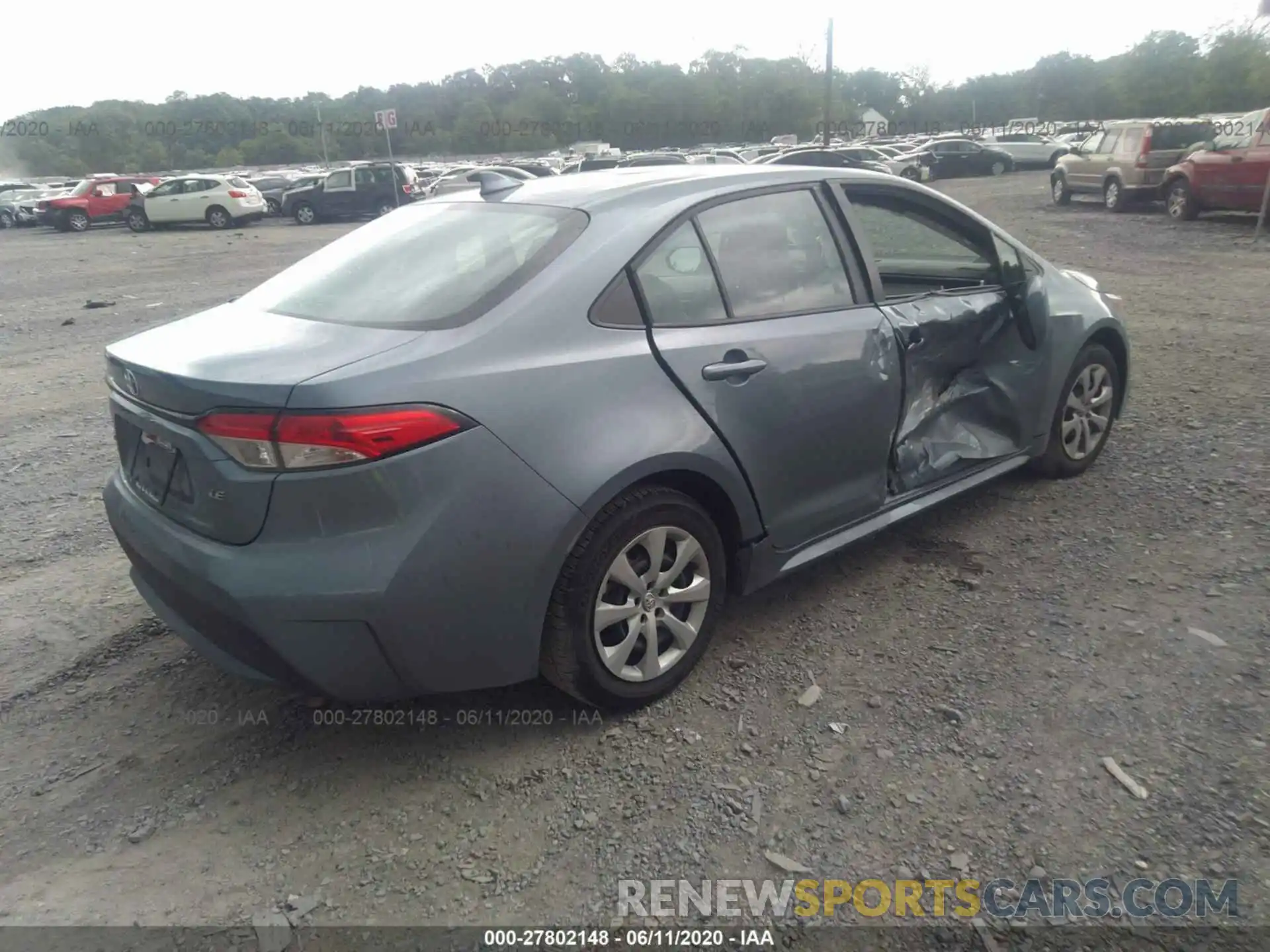 4 Photograph of a damaged car 5YFEPRAE9LP067349 TOYOTA COROLLA 2020