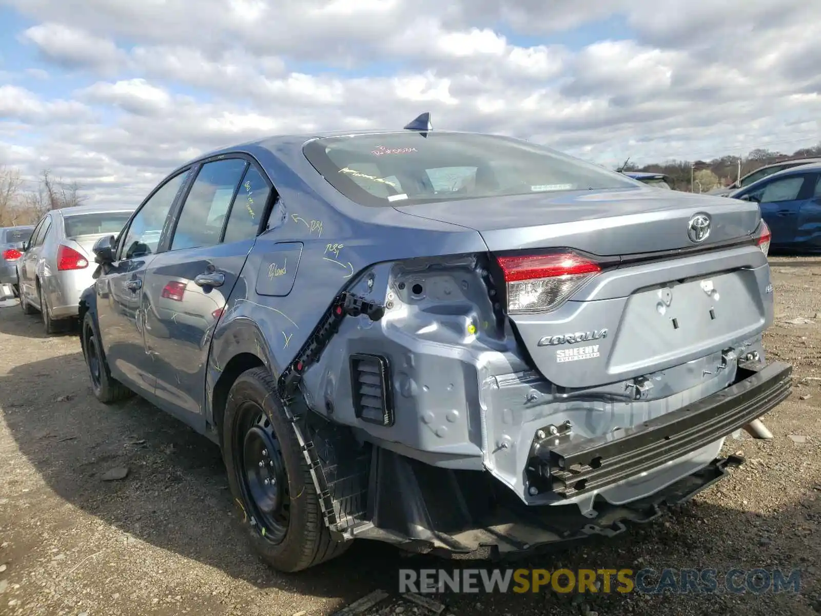 3 Photograph of a damaged car 5YFEPRAE9LP068484 TOYOTA COROLLA 2020