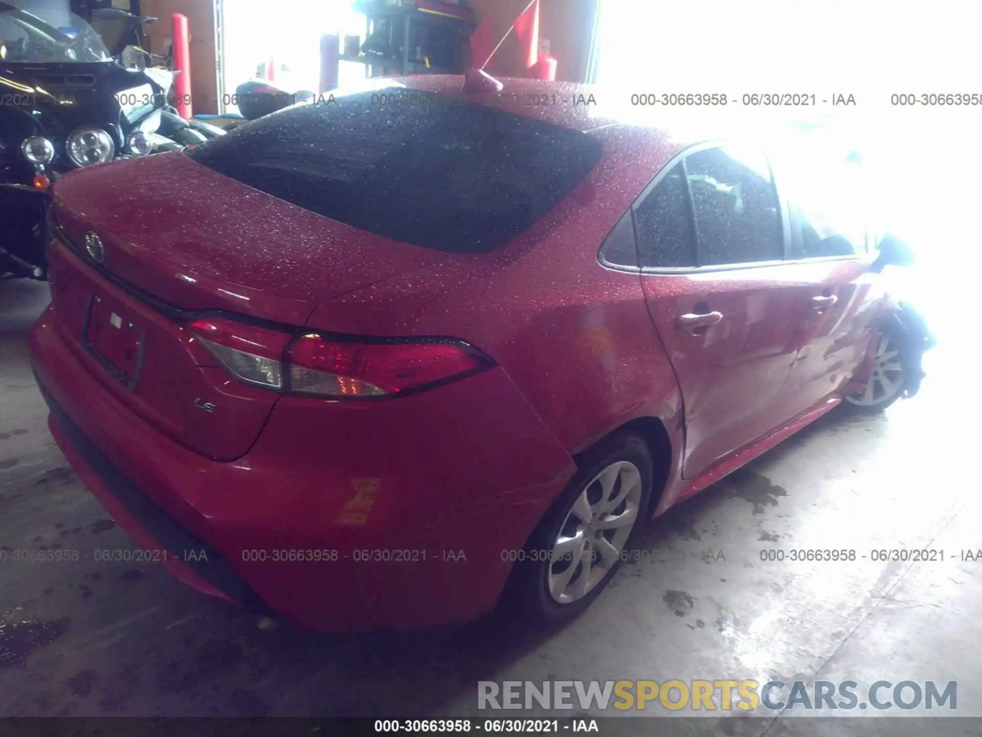 4 Photograph of a damaged car 5YFEPRAE9LP071742 TOYOTA COROLLA 2020