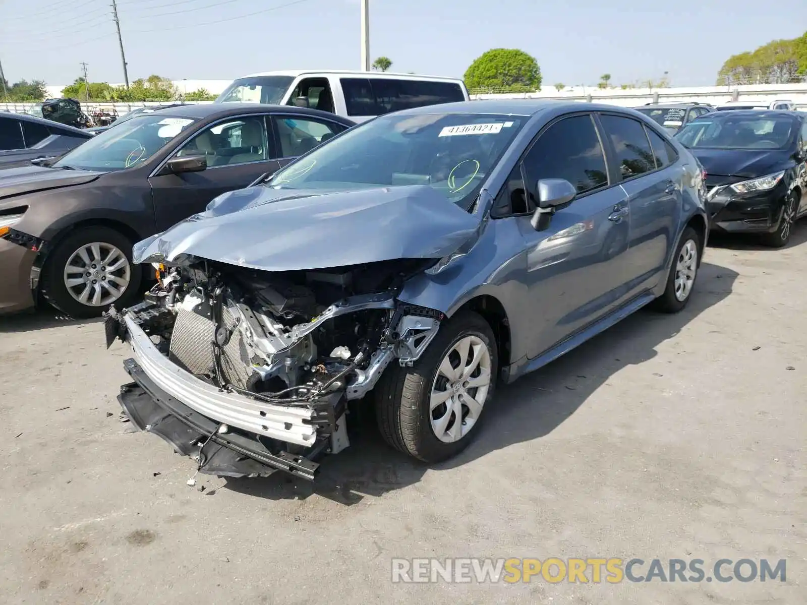 2 Photograph of a damaged car 5YFEPRAE9LP071790 TOYOTA COROLLA 2020