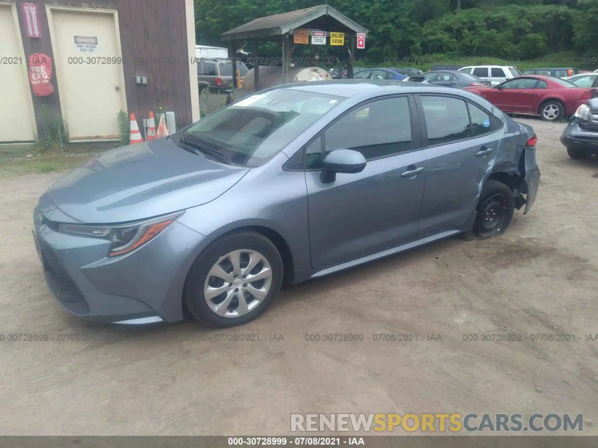 2 Photograph of a damaged car 5YFEPRAE9LP072602 TOYOTA COROLLA 2020