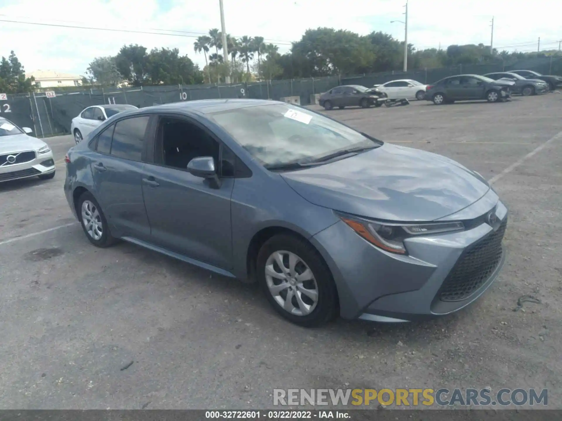 1 Photograph of a damaged car 5YFEPRAE9LP072793 TOYOTA COROLLA 2020