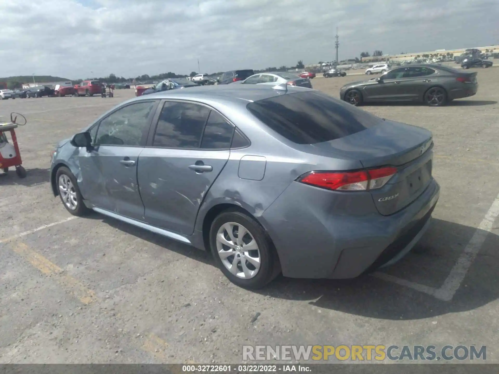 3 Photograph of a damaged car 5YFEPRAE9LP072793 TOYOTA COROLLA 2020