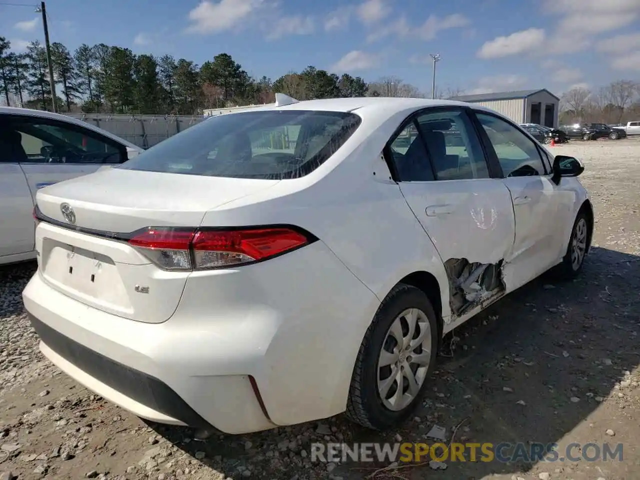 4 Photograph of a damaged car 5YFEPRAE9LP074186 TOYOTA COROLLA 2020