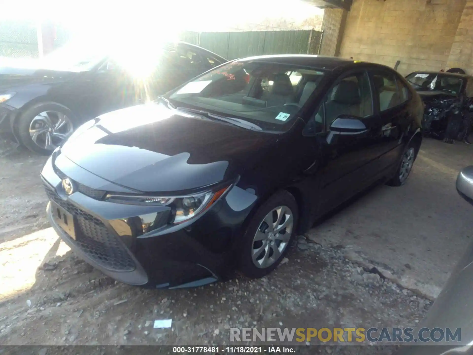 2 Photograph of a damaged car 5YFEPRAE9LP074656 TOYOTA COROLLA 2020