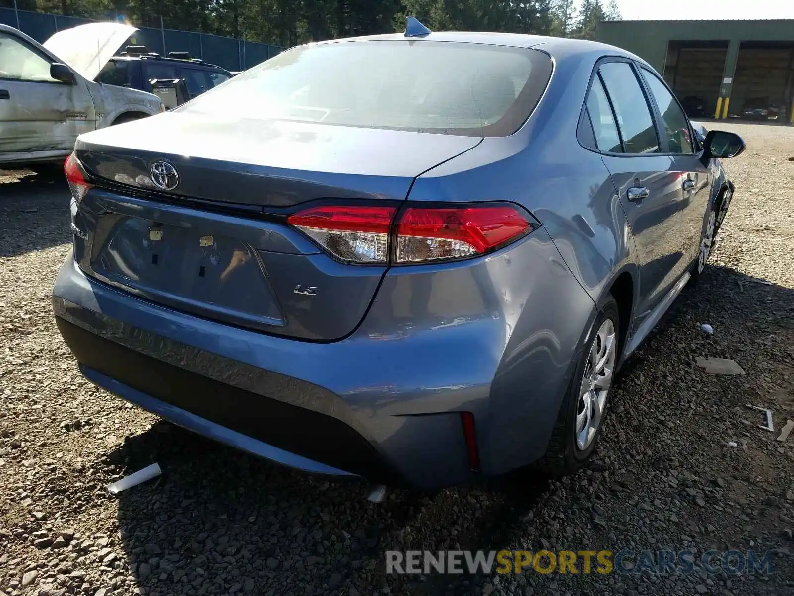 4 Photograph of a damaged car 5YFEPRAE9LP076083 TOYOTA COROLLA 2020