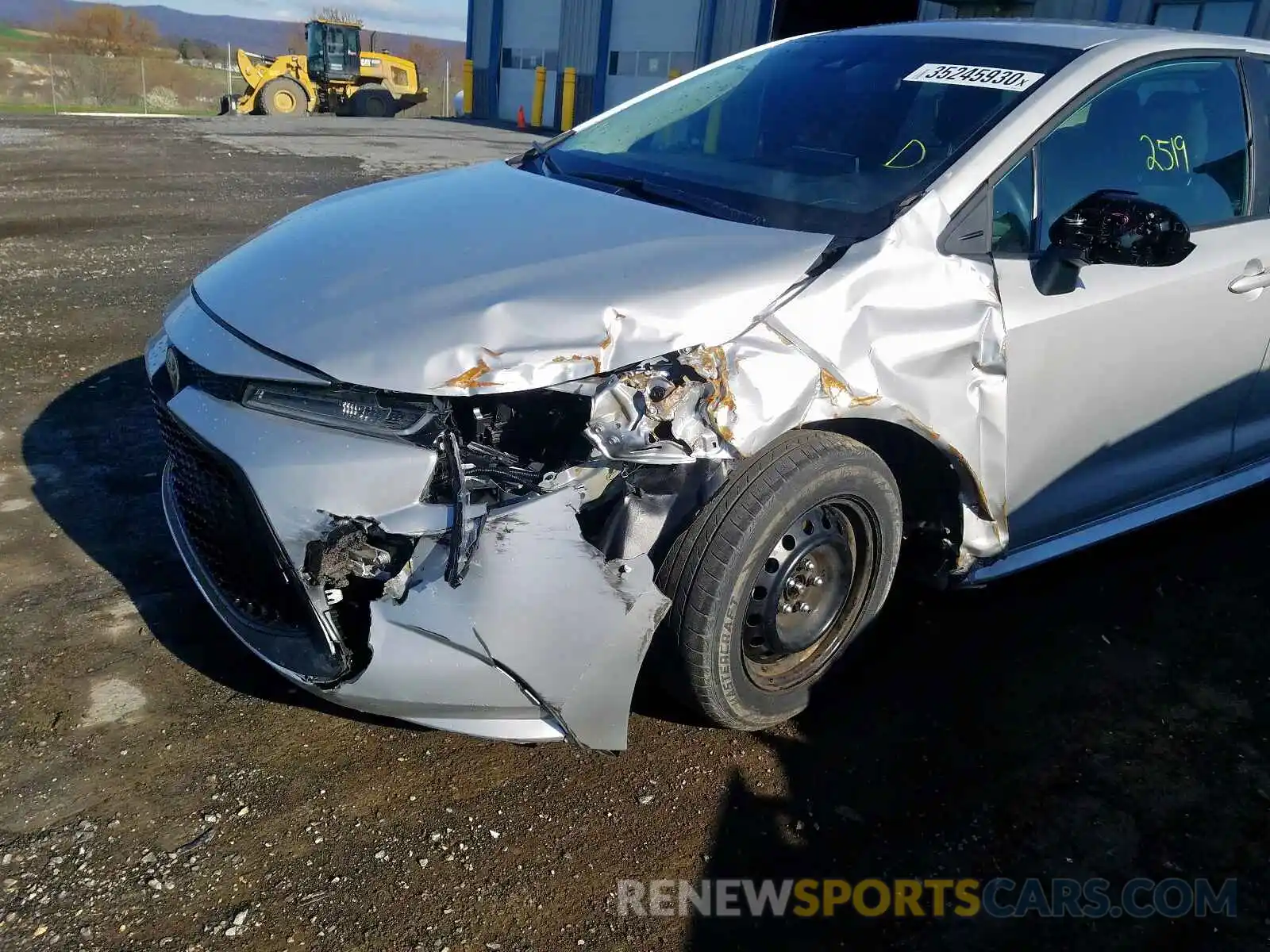 9 Photograph of a damaged car 5YFEPRAE9LP076603 TOYOTA COROLLA 2020