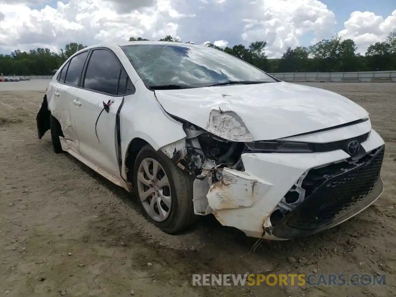 1 Photograph of a damaged car 5YFEPRAE9LP078397 TOYOTA COROLLA 2020