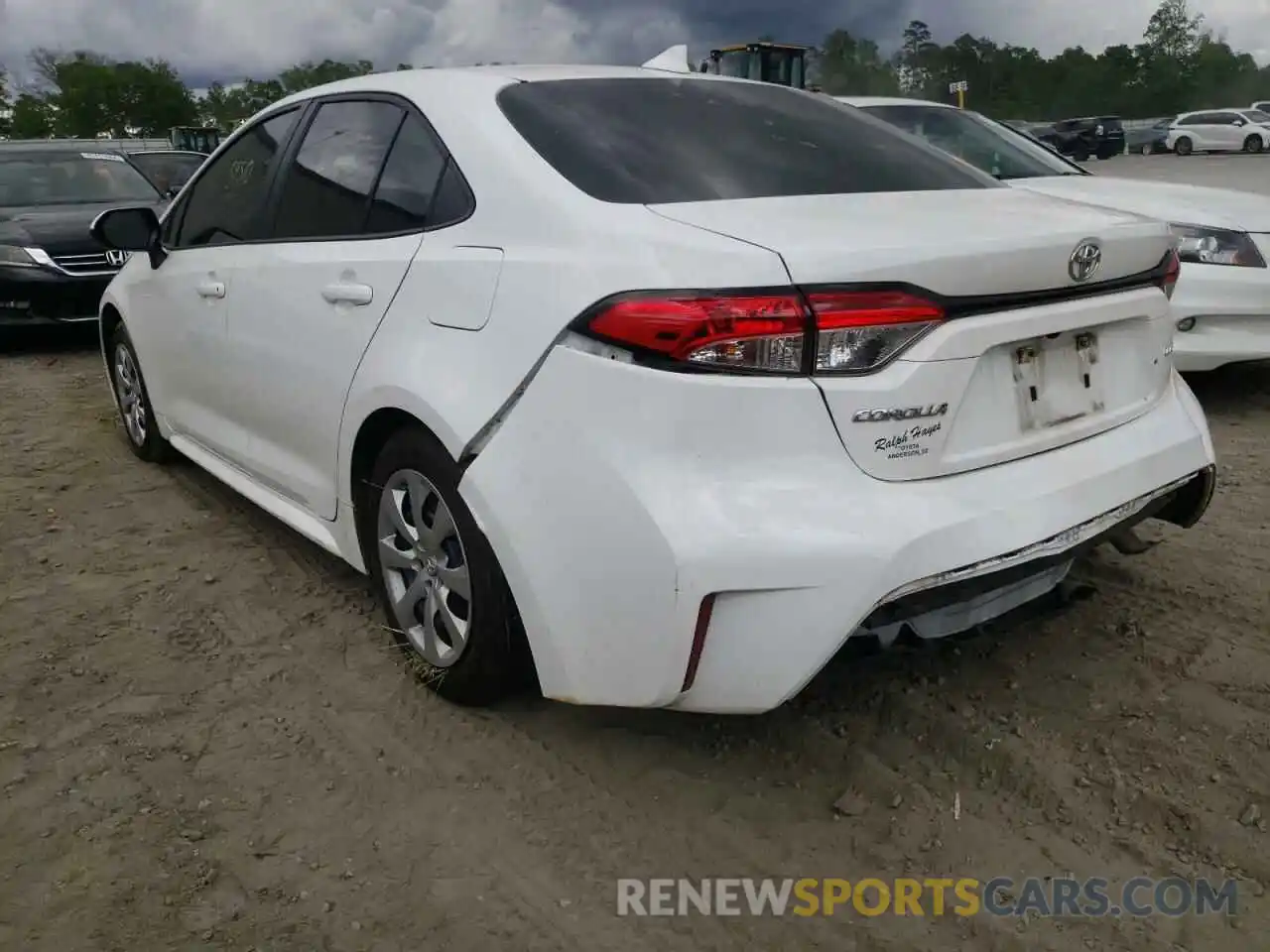 3 Photograph of a damaged car 5YFEPRAE9LP078397 TOYOTA COROLLA 2020