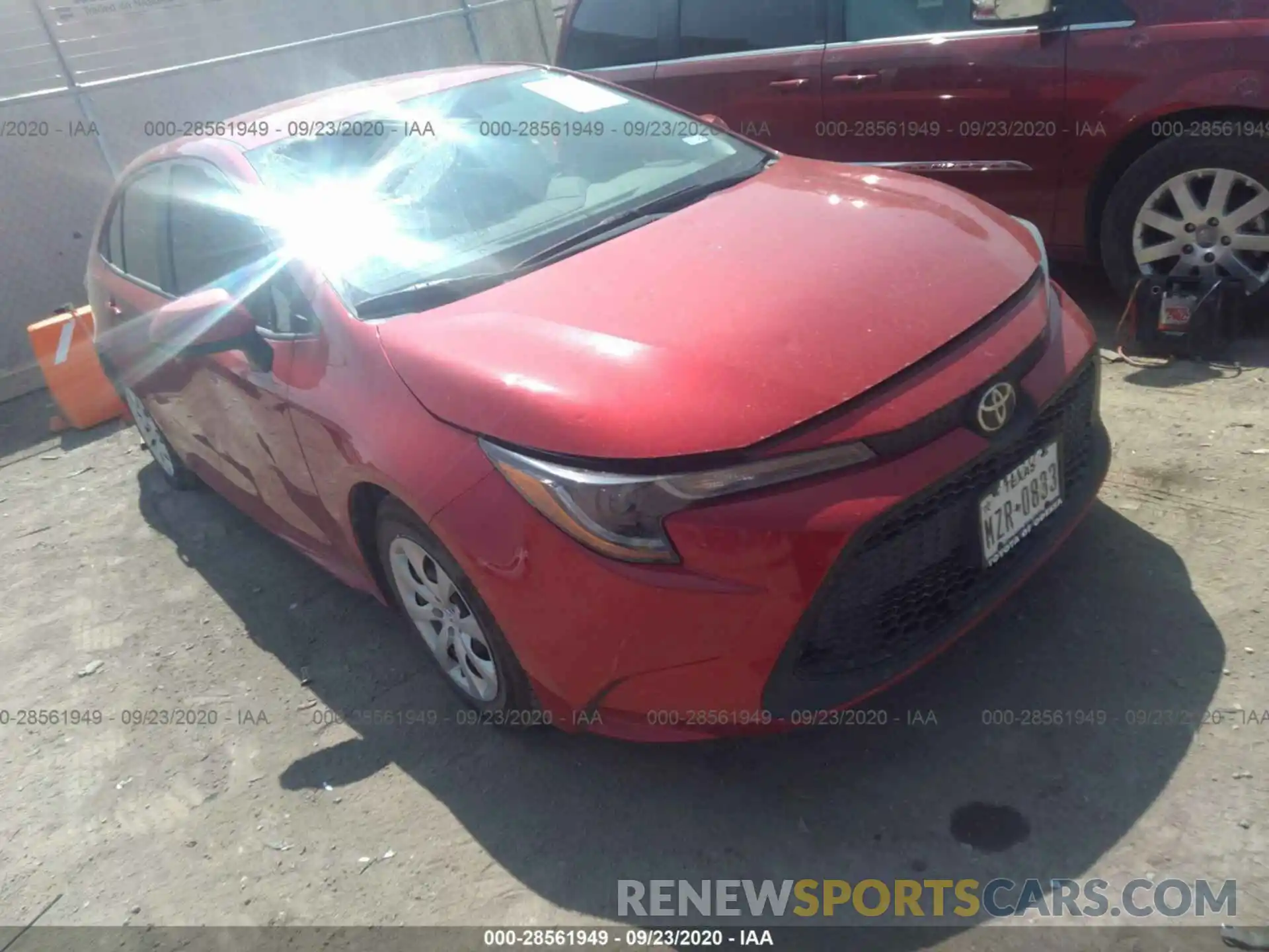 1 Photograph of a damaged car 5YFEPRAE9LP078707 TOYOTA COROLLA 2020