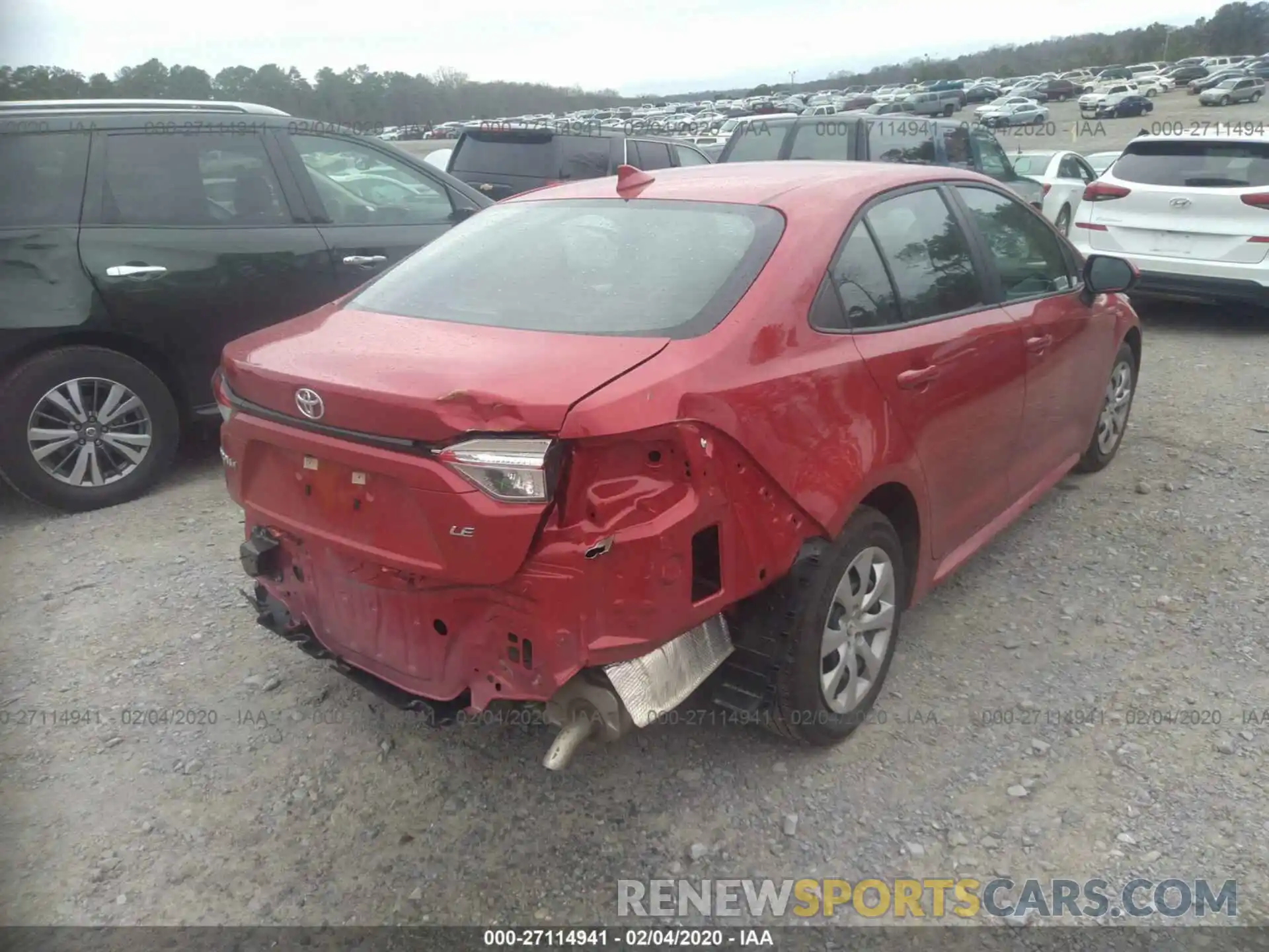 4 Photograph of a damaged car 5YFEPRAE9LP078769 TOYOTA COROLLA 2020