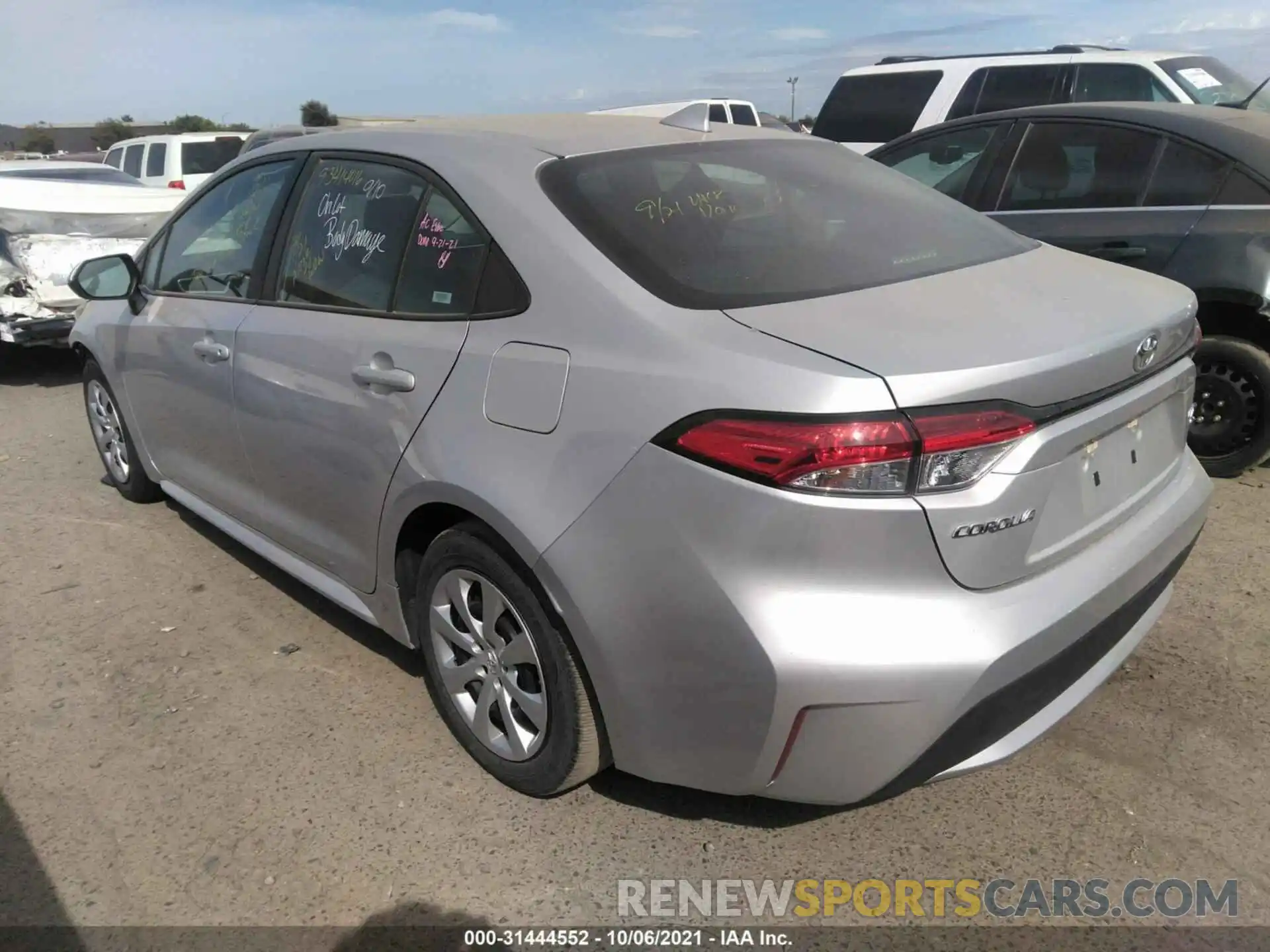 3 Photograph of a damaged car 5YFEPRAE9LP079159 TOYOTA COROLLA 2020