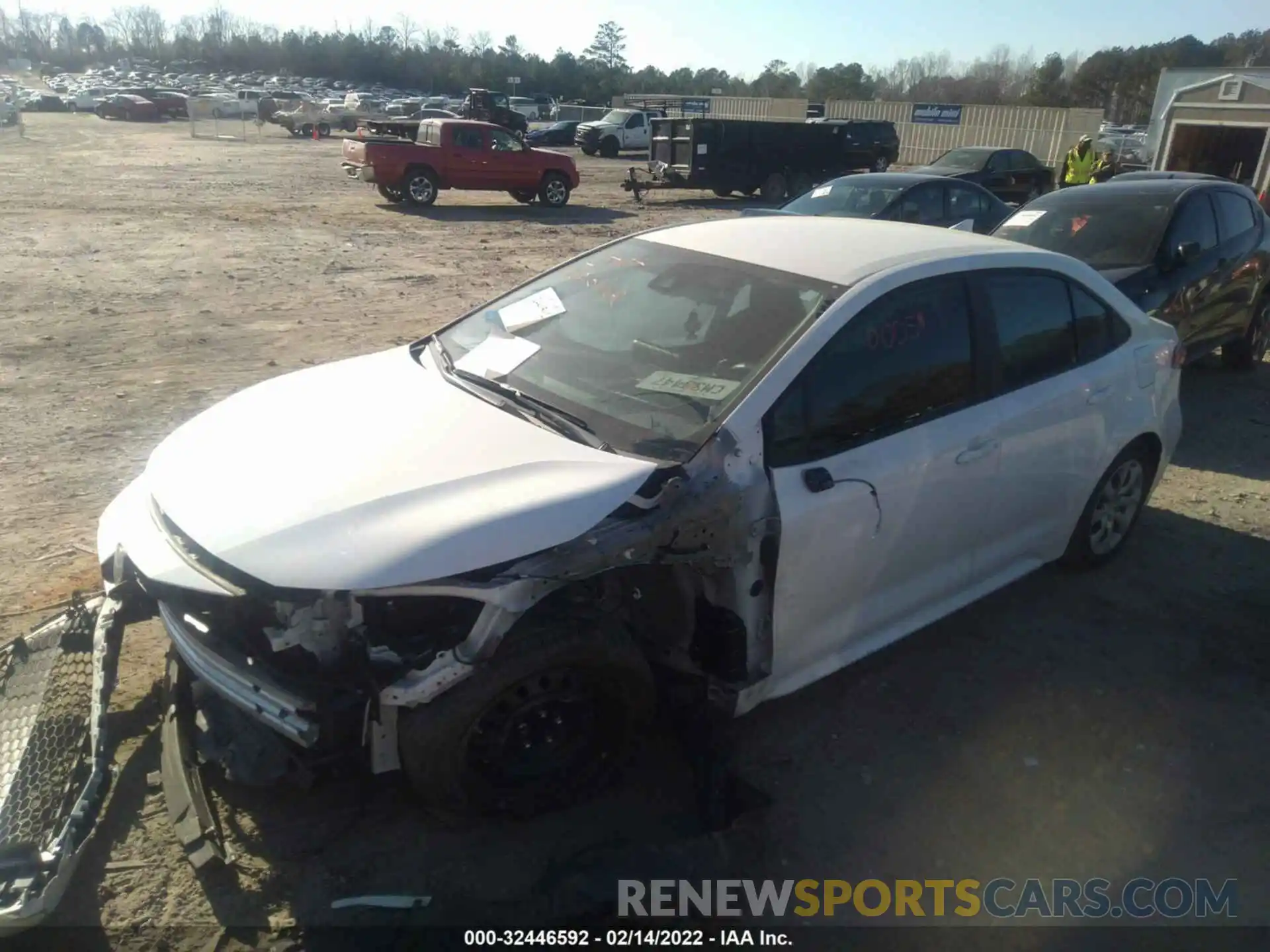 2 Photograph of a damaged car 5YFEPRAE9LP080005 TOYOTA COROLLA 2020