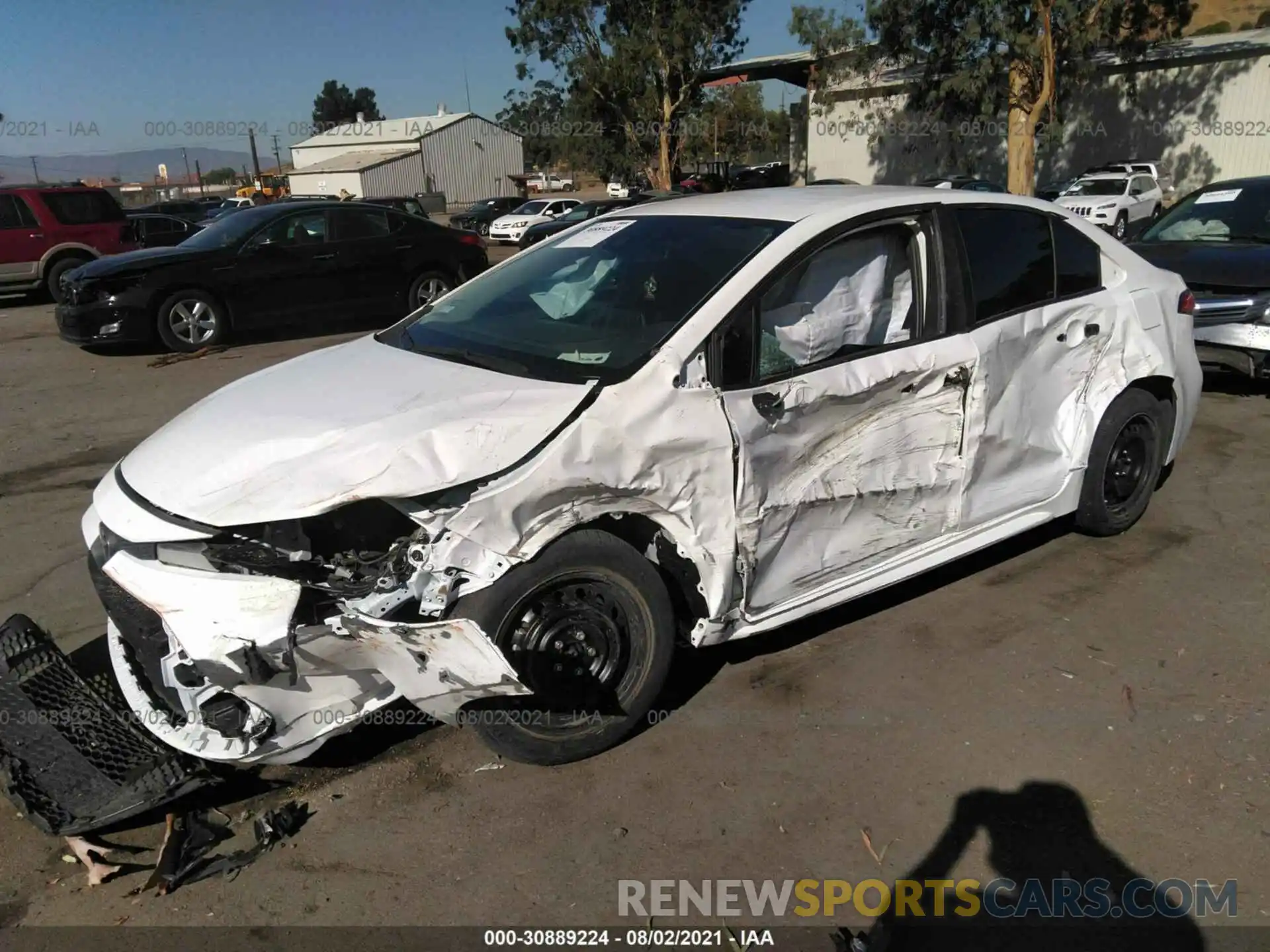 2 Photograph of a damaged car 5YFEPRAE9LP080019 TOYOTA COROLLA 2020