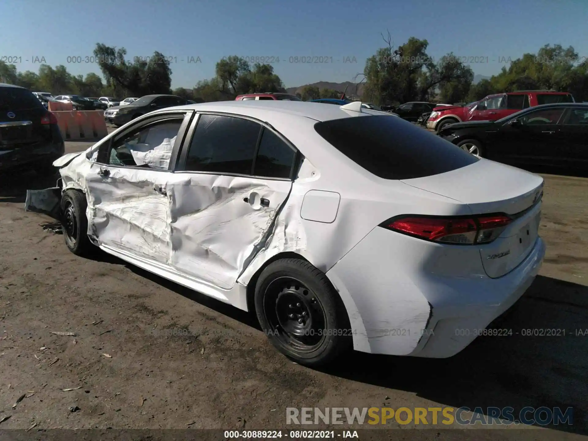 3 Photograph of a damaged car 5YFEPRAE9LP080019 TOYOTA COROLLA 2020