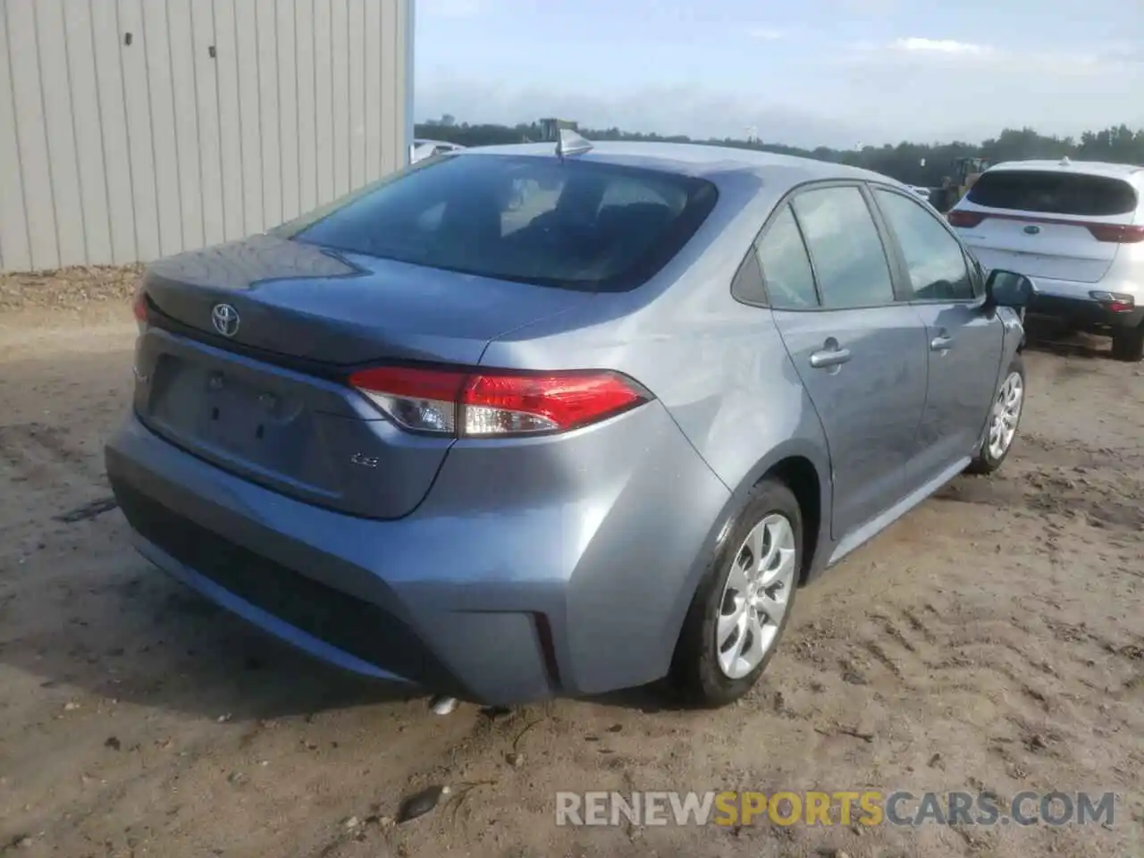 4 Photograph of a damaged car 5YFEPRAE9LP080358 TOYOTA COROLLA 2020