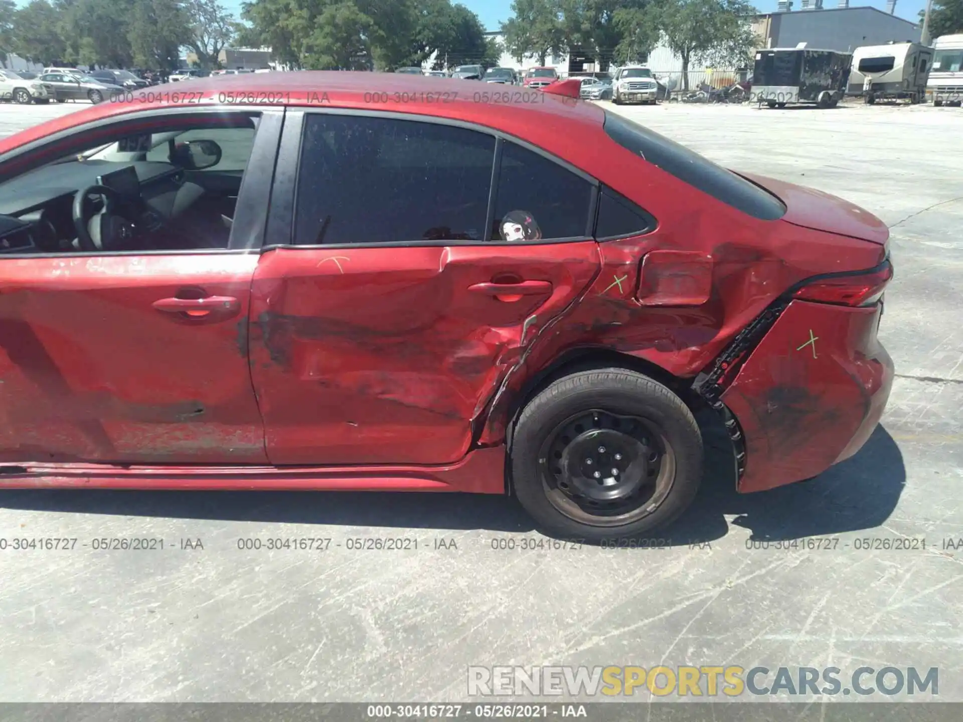 6 Photograph of a damaged car 5YFEPRAE9LP080604 TOYOTA COROLLA 2020