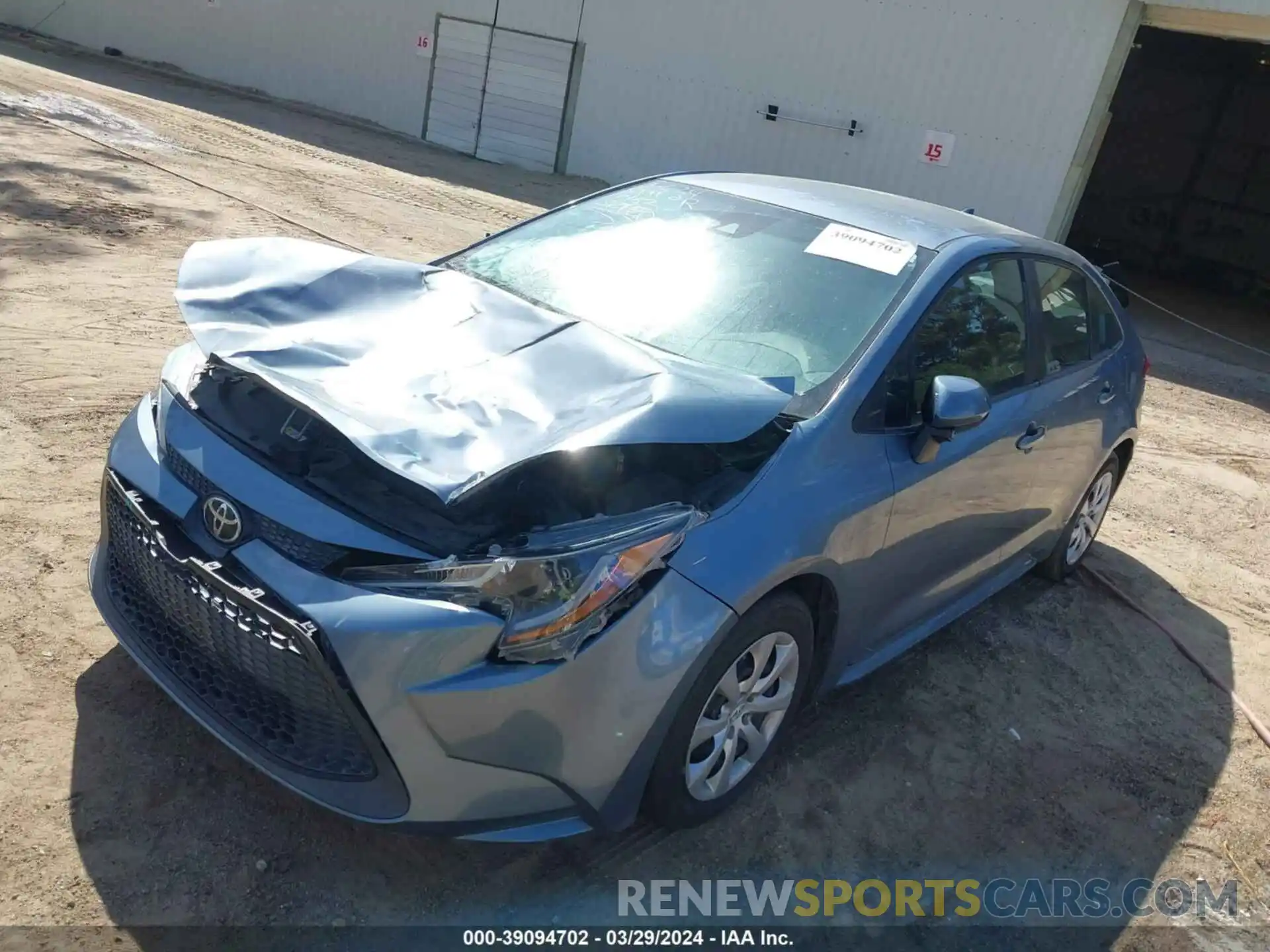 2 Photograph of a damaged car 5YFEPRAE9LP081462 TOYOTA COROLLA 2020