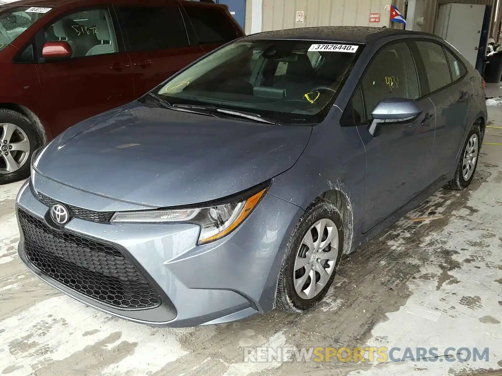 2 Photograph of a damaged car 5YFEPRAE9LP081722 TOYOTA COROLLA 2020