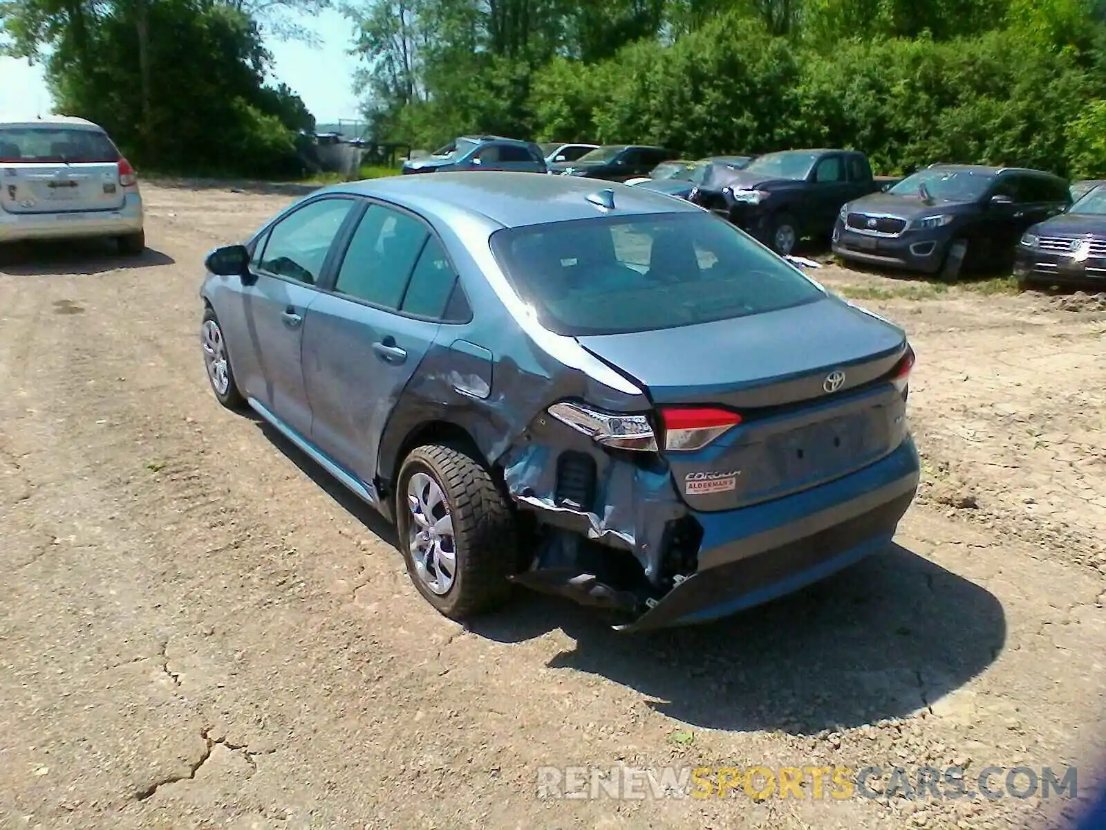 3 Photograph of a damaged car 5YFEPRAE9LP081834 TOYOTA COROLLA 2020