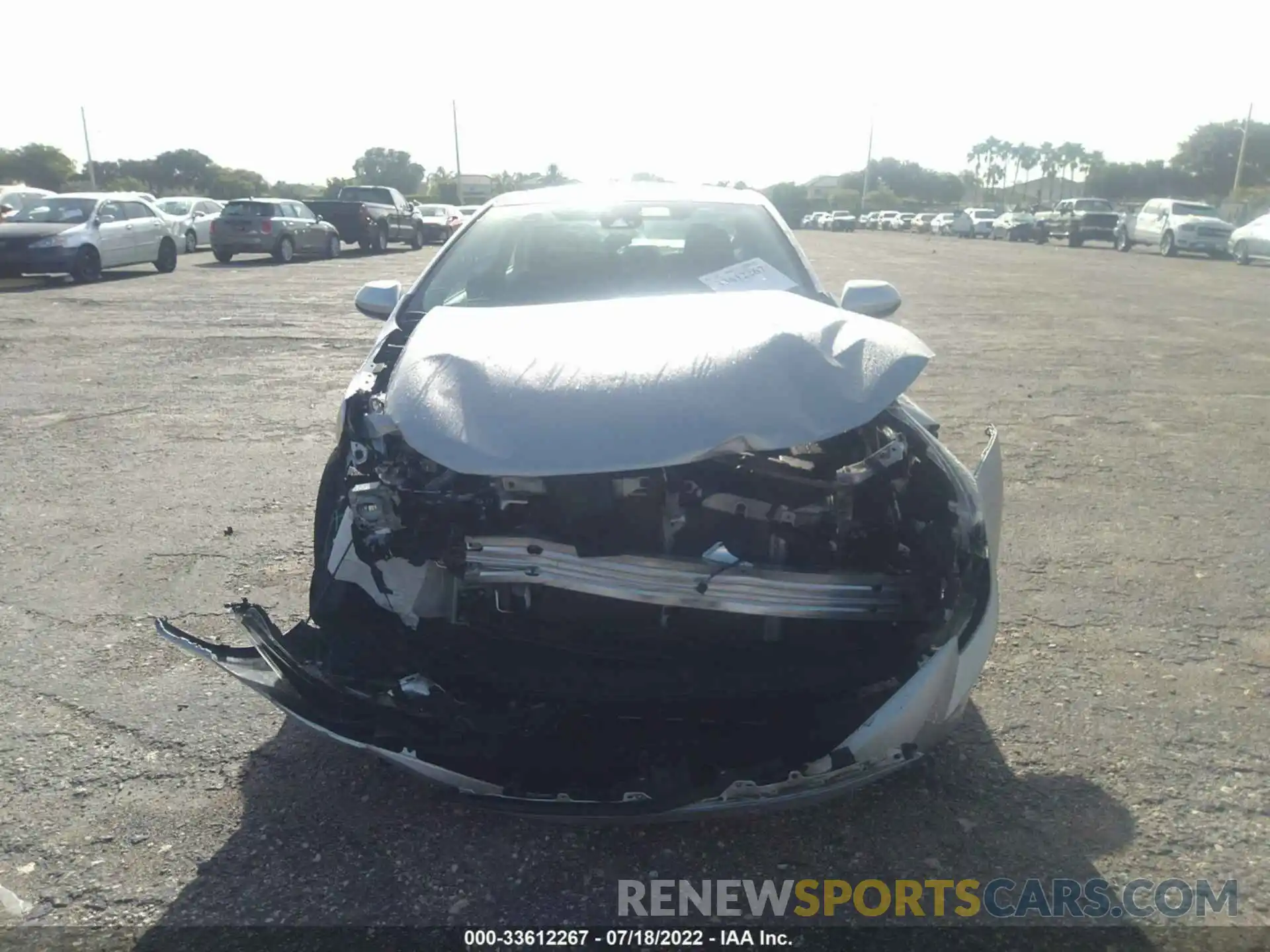 6 Photograph of a damaged car 5YFEPRAE9LP083888 TOYOTA COROLLA 2020